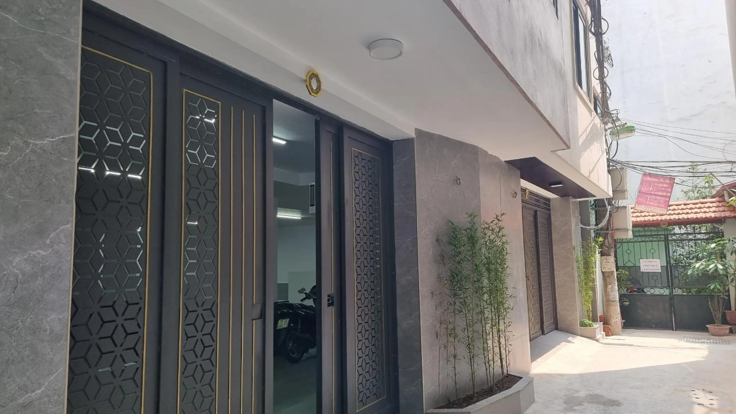 Property building in Era Apartment Khuc Thua Du