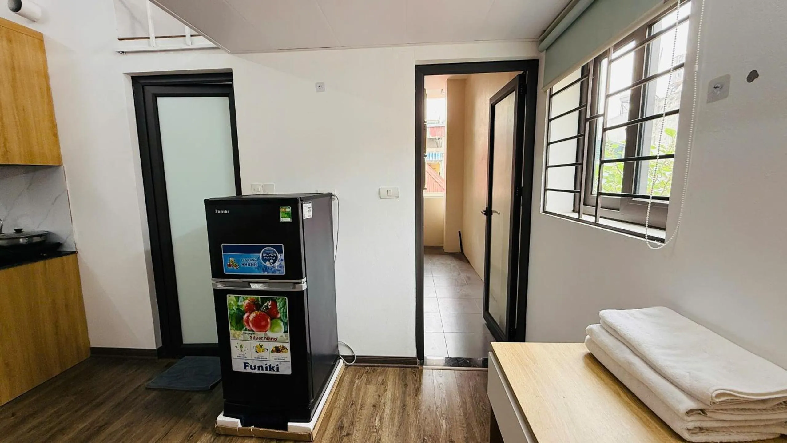 Bed in Era Apartment Khuc Thua Du