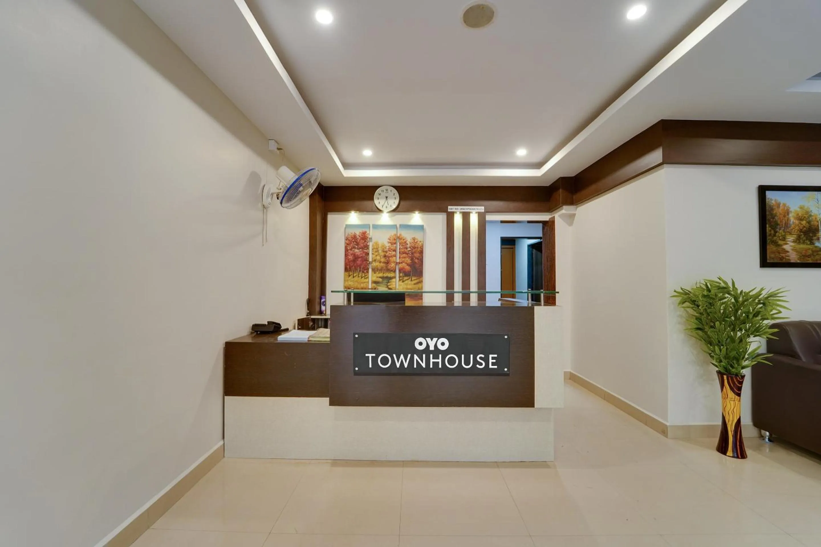 Lobby or reception in Super Townhouse Davis Let Bangalore