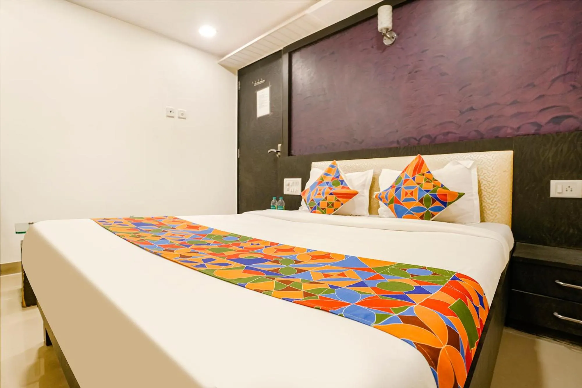 Bed in Super OYO Hotel O Accore Inn