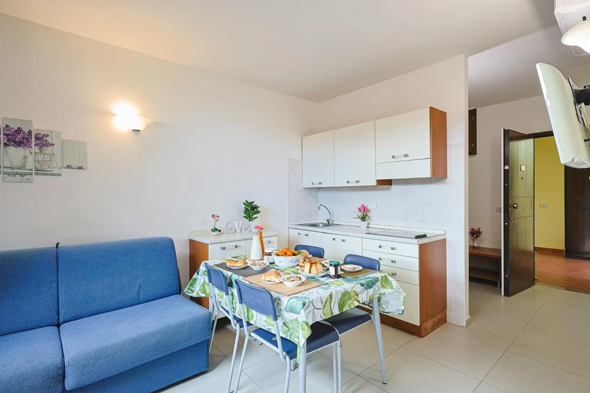 Dining area in Pineta Azzurra