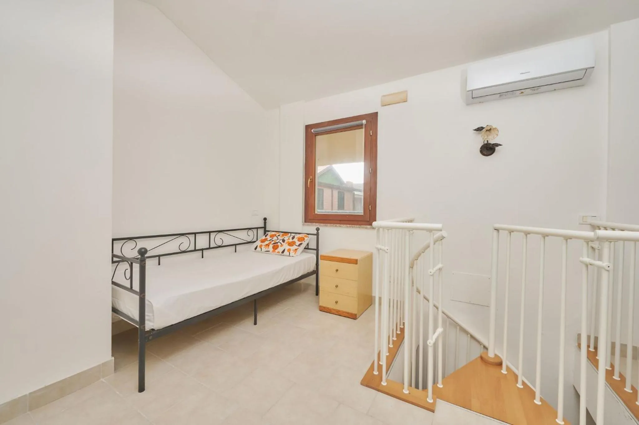 Bed in Pineta Azzurra