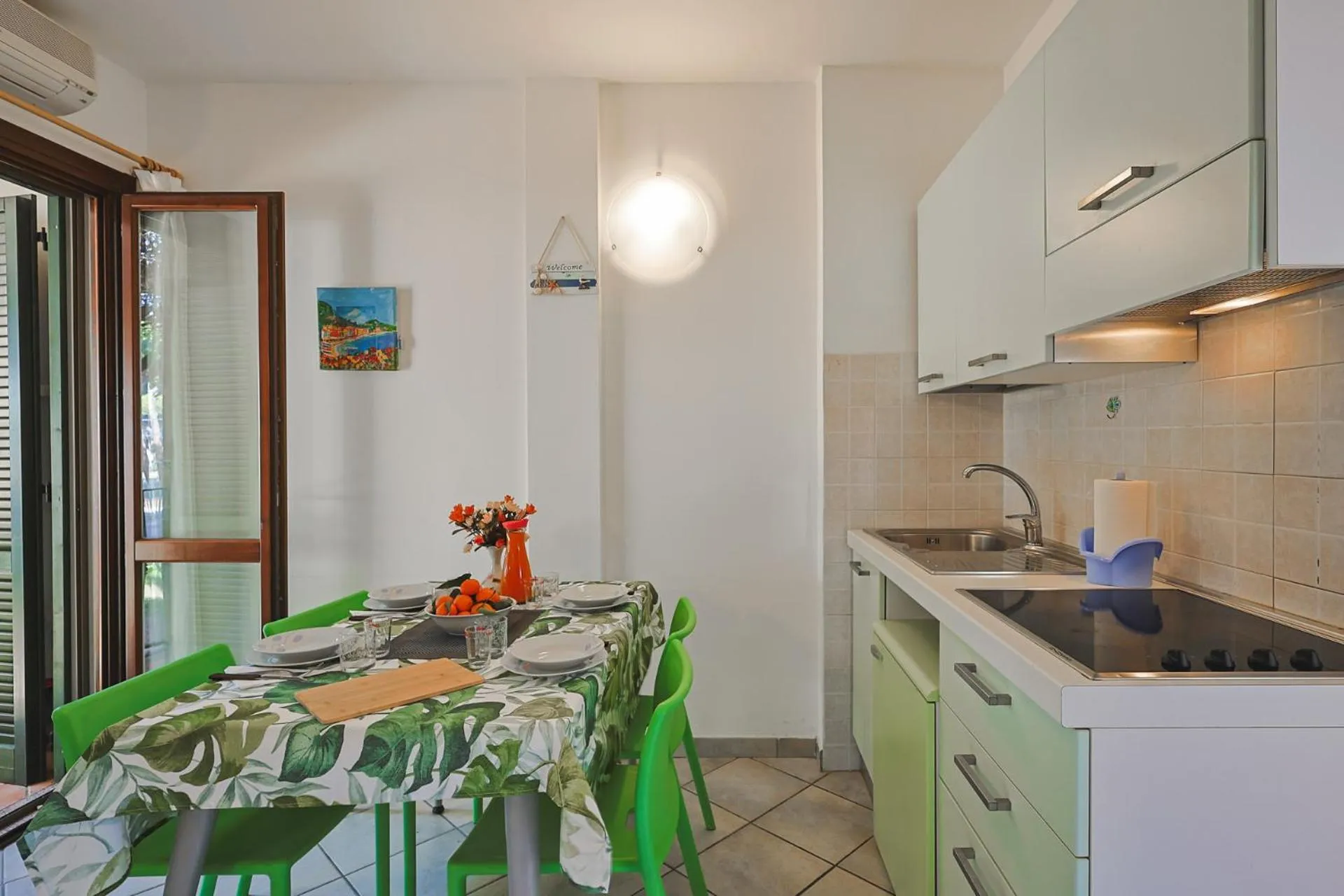 Kitchen or kitchenette in Pineta Azzurra