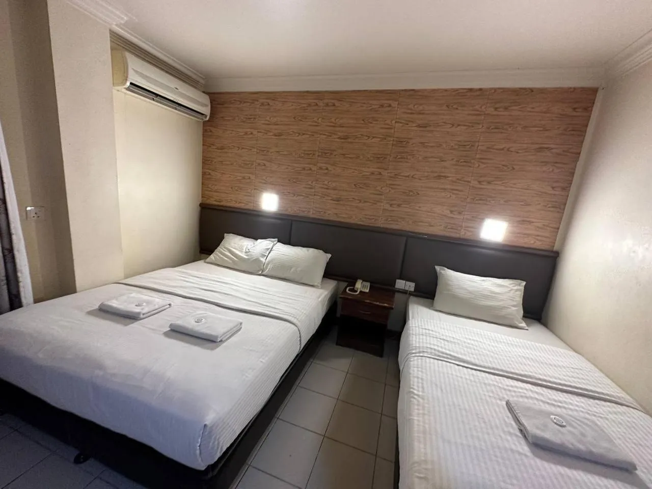 Bed in Lady Anne Hotel Sandkan