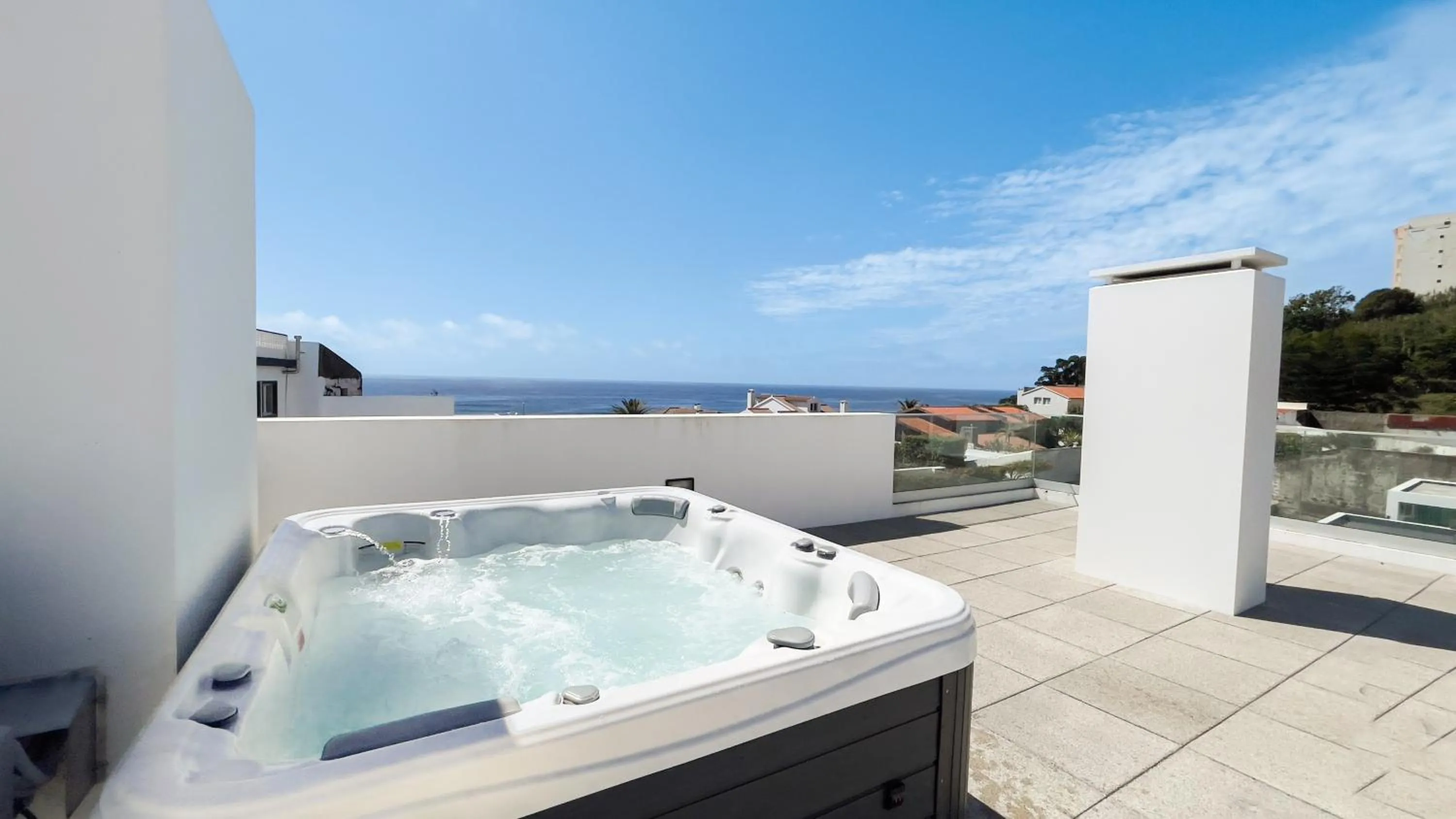 Hot Tub in Oceanside East