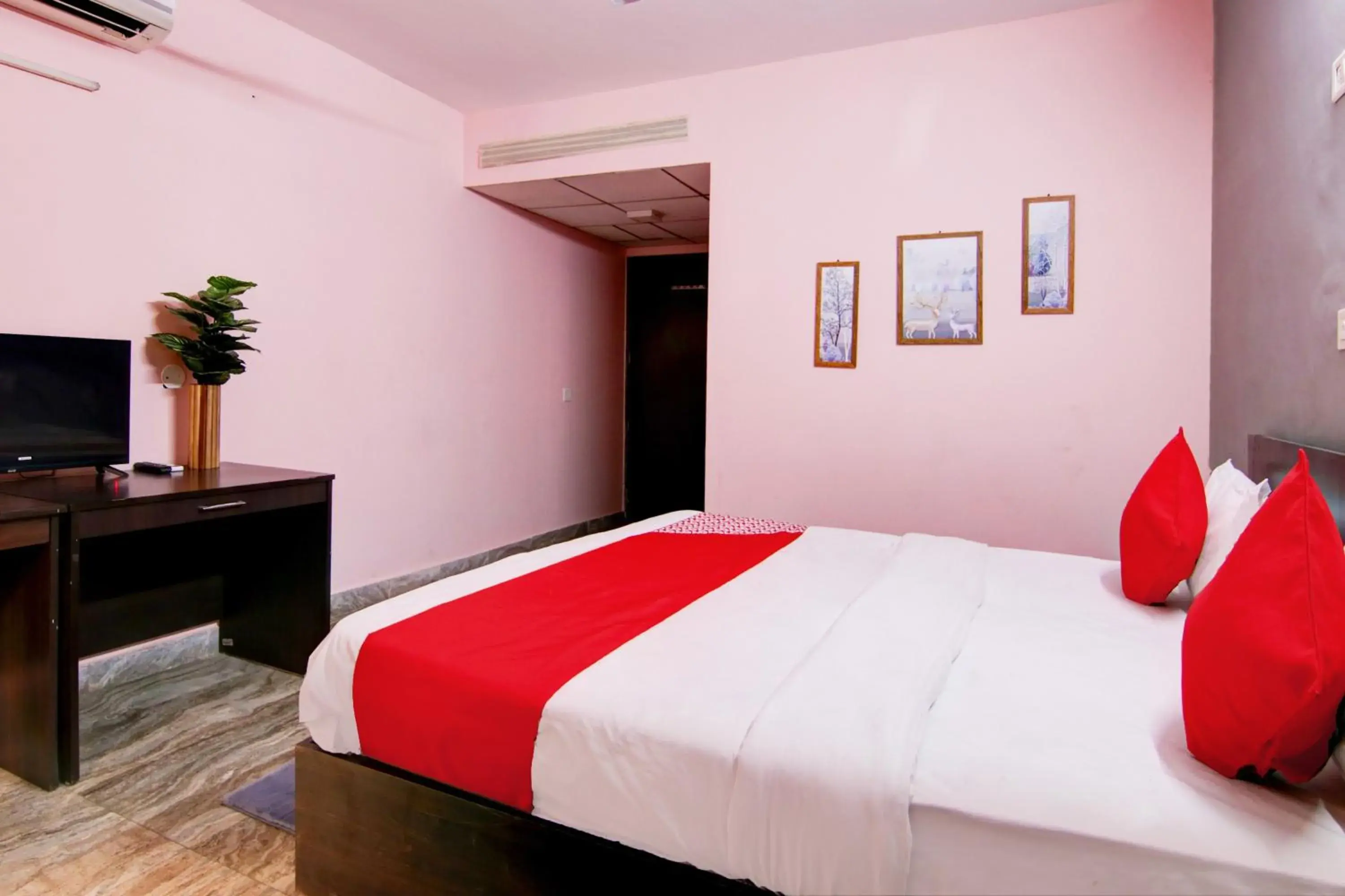 Classic Triple Room - single occupancy in Hotel O Manya Stay Classic Triple Room - single occupancy in Hotel O Manya Stay