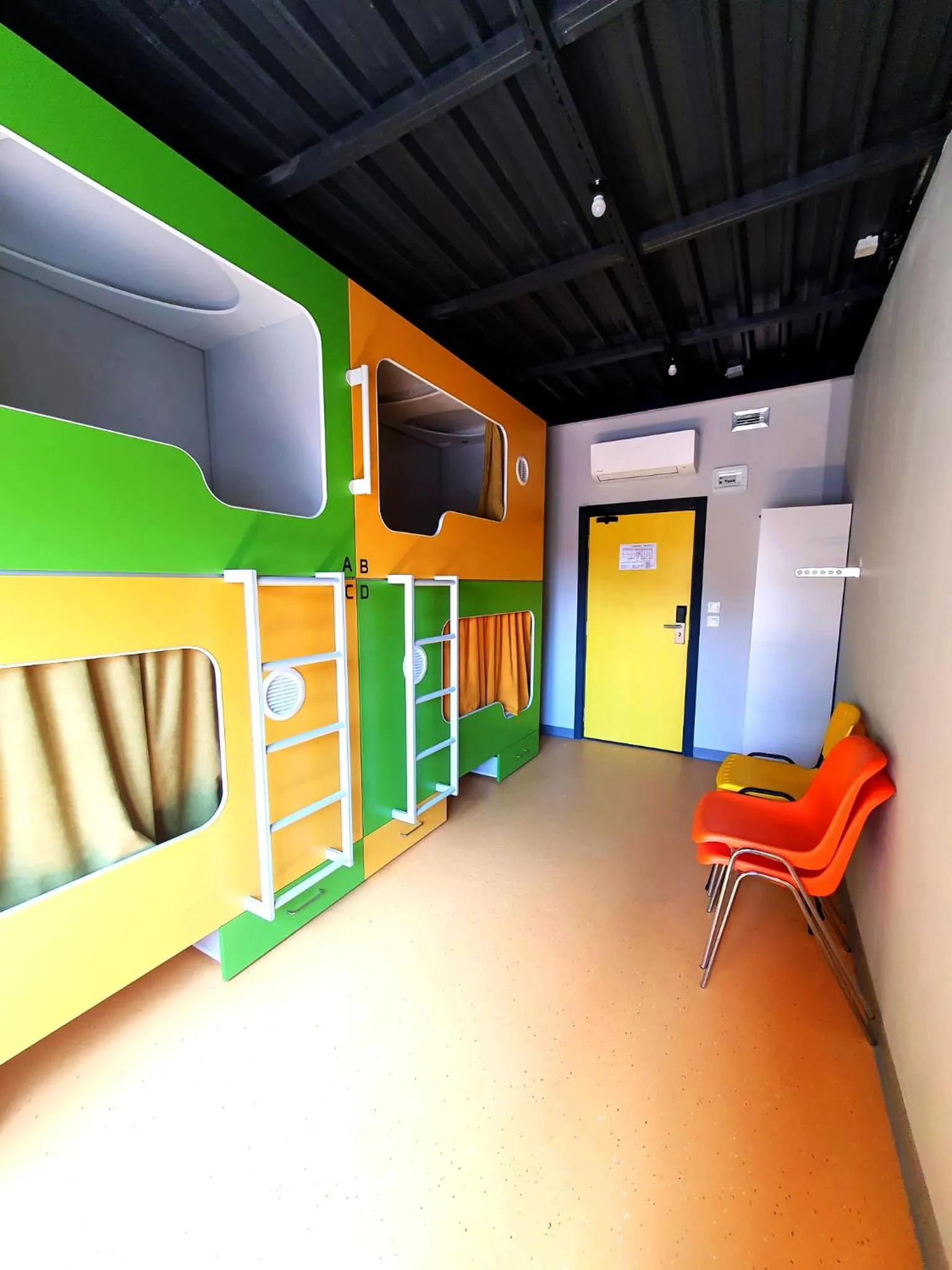 Green Cube Capsule Hostel