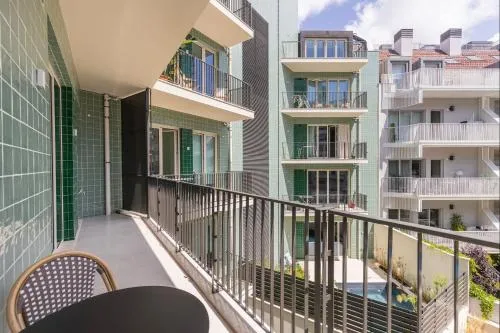 Deluxe Apartment in City Center by LovelyStay