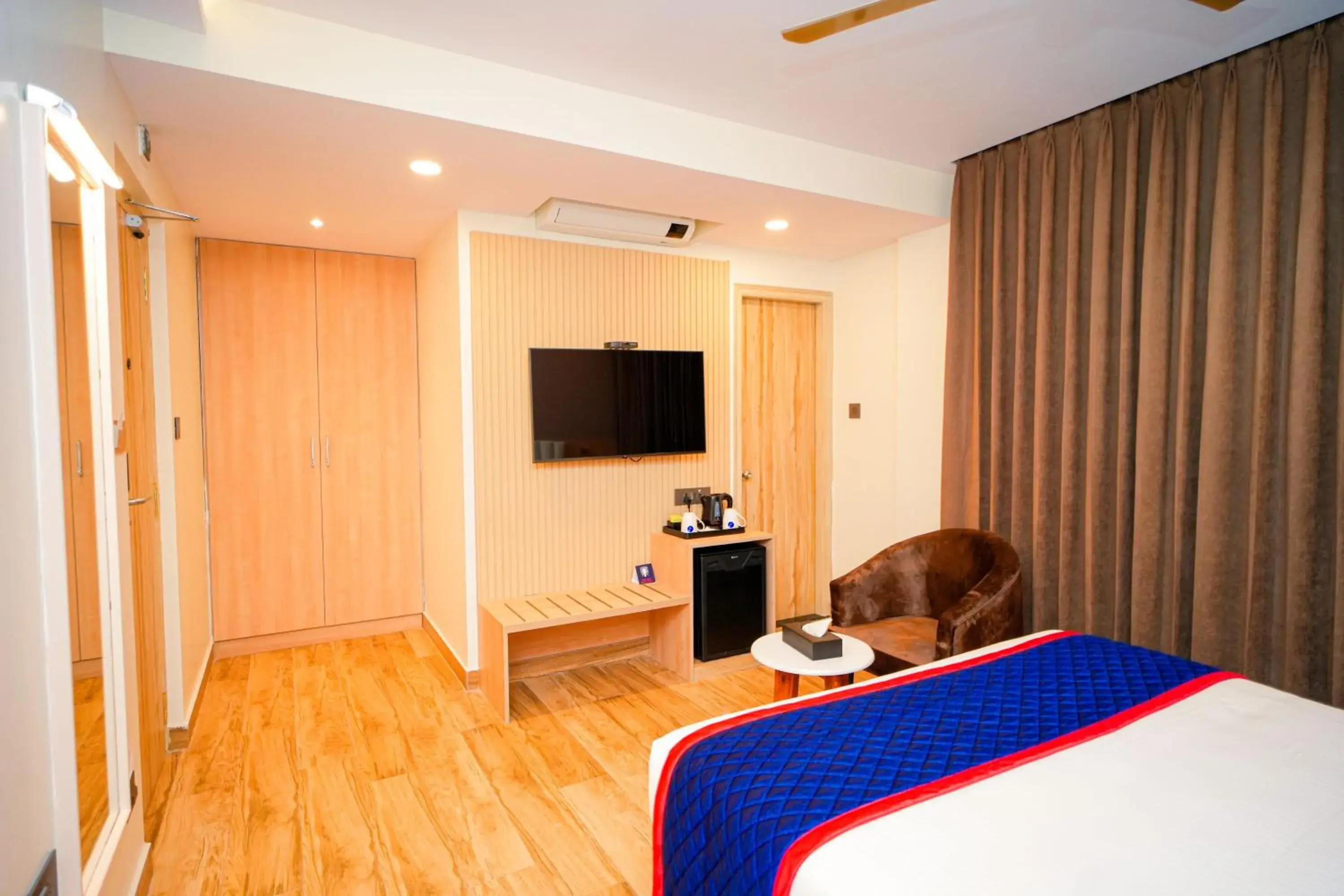 Communal lounge/ TV room, Bed in Zip by Spree Hotels Phoenix Marathahalli Communal lounge/ TV room, Bed in Zip by Spree Hotels Phoenix Marathahalli