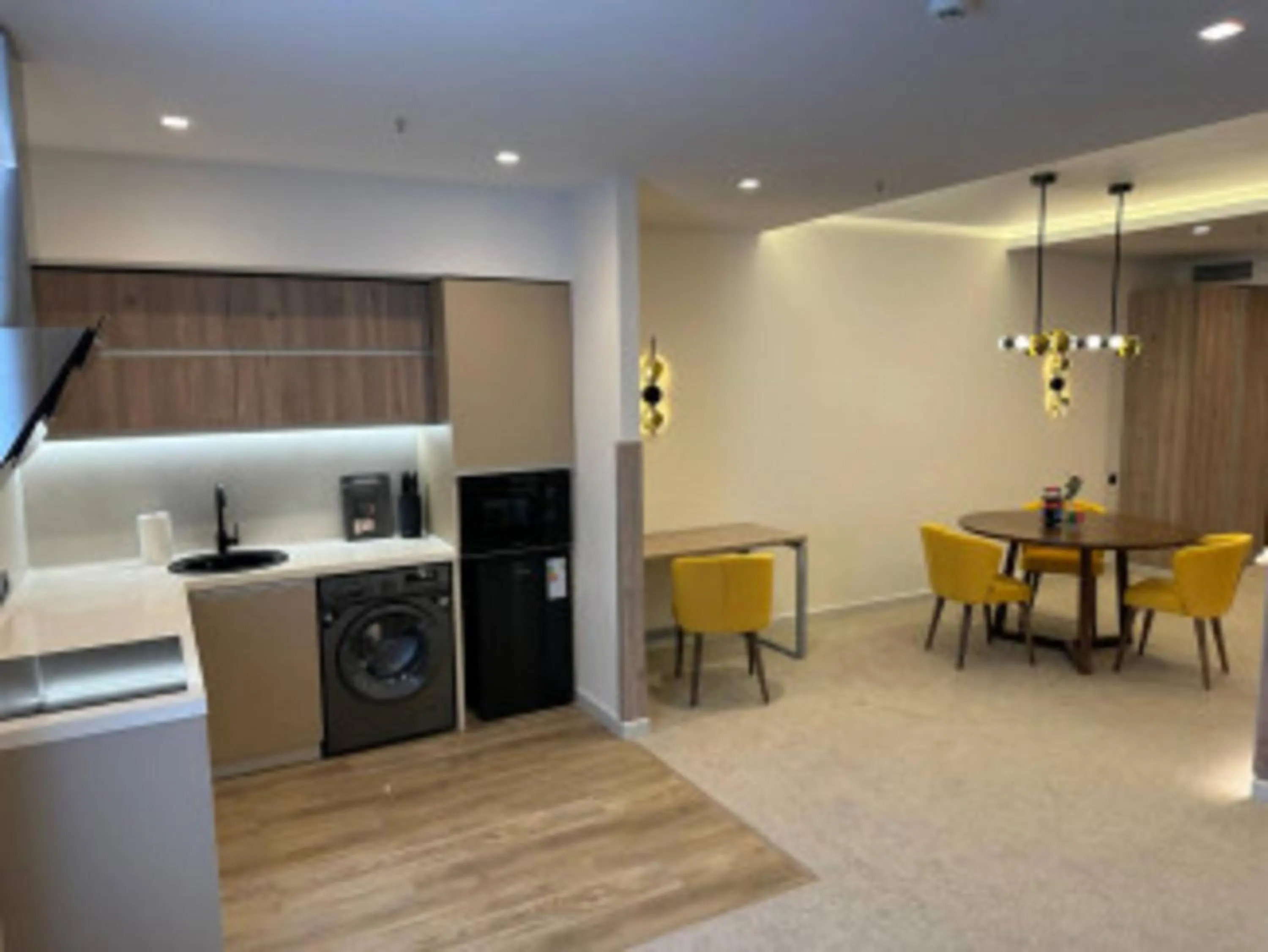 Kitchen or kitchenette in Apart Hotel Istaravshan