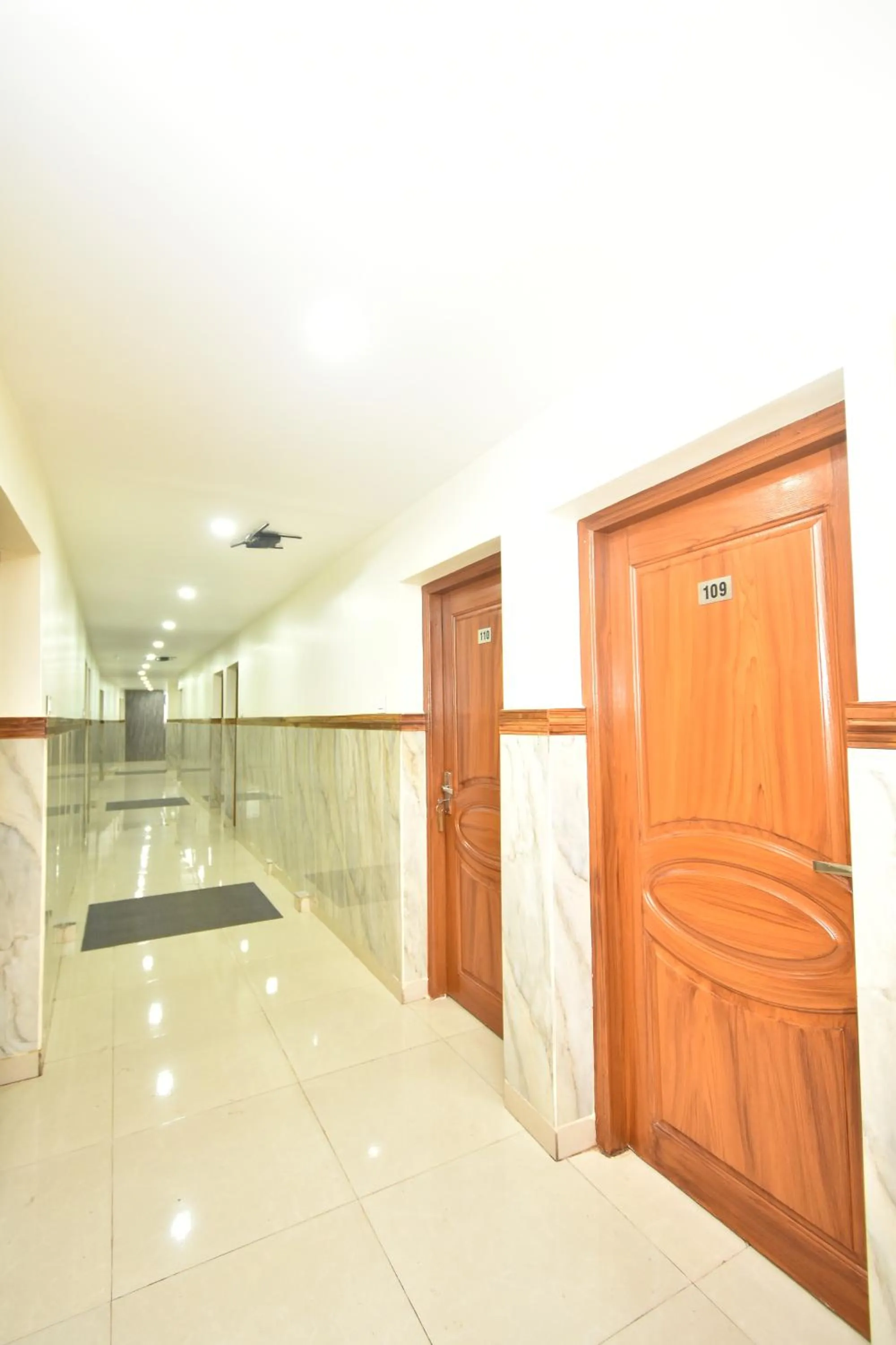 Facade/entrance in HOTEL KANNUR CAPITAL CALTEX