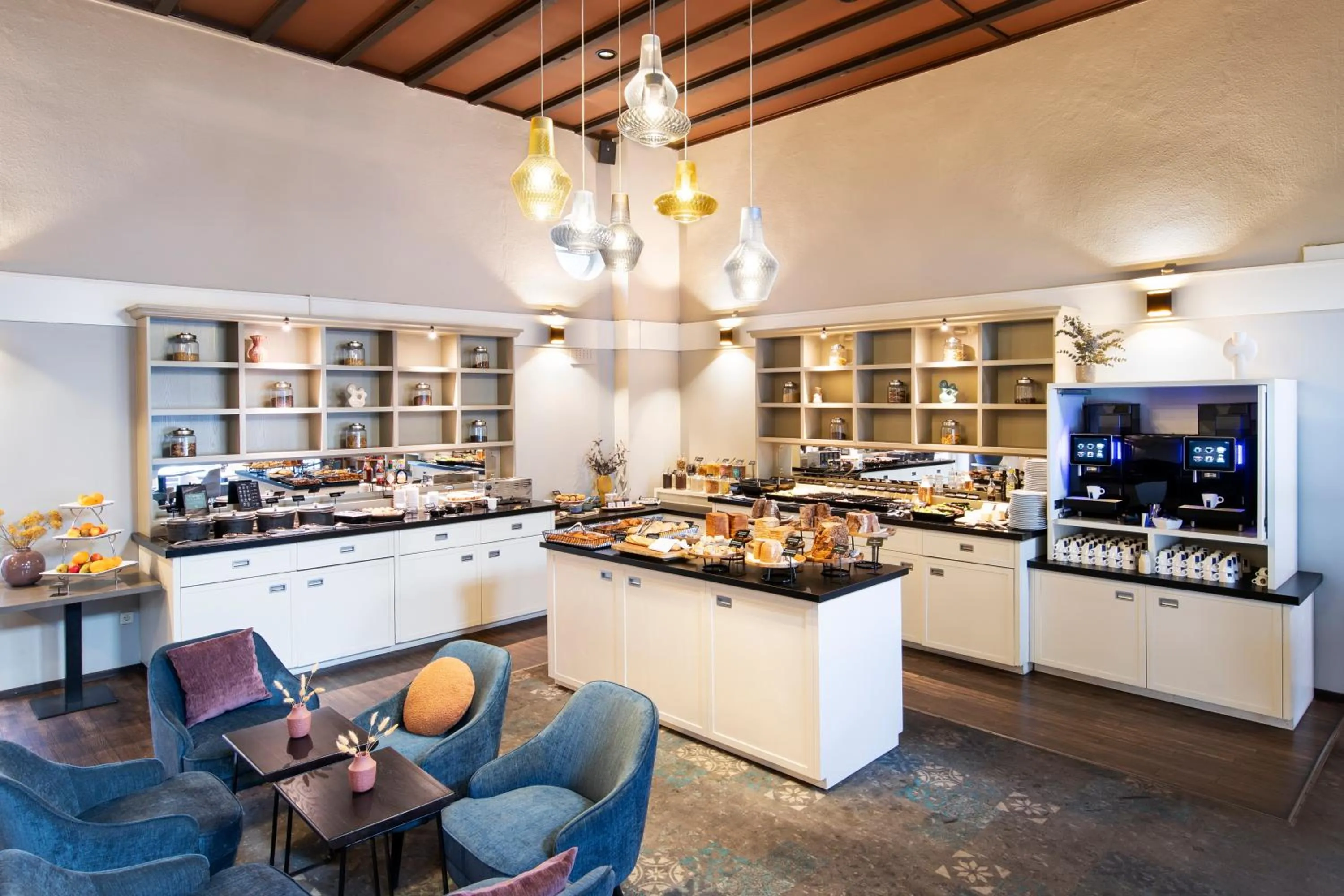 Breakfast in Bilderberg Hotel De Bovenste Molen