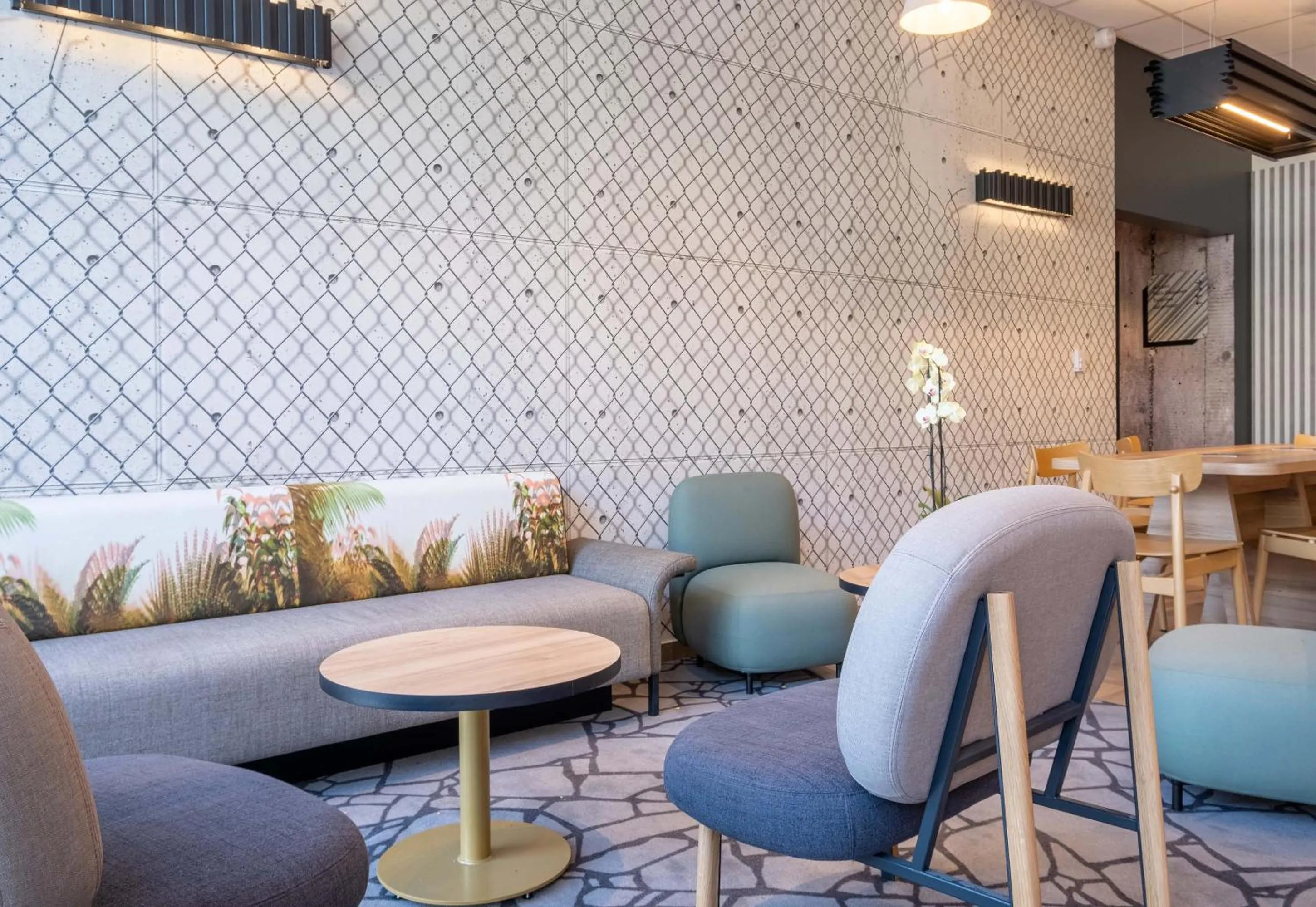 Living room in B&B HOTEL Cluses Sud