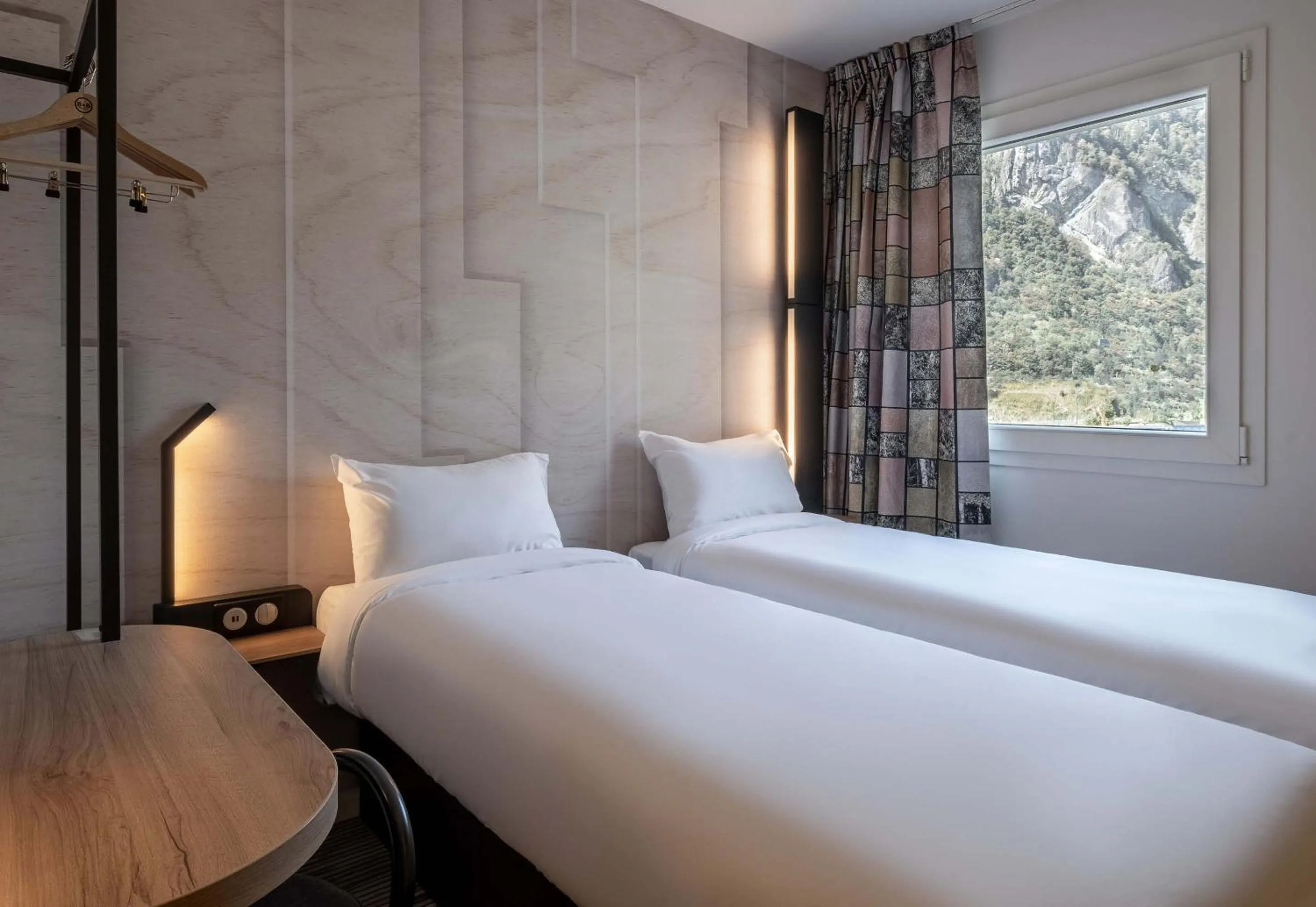 Bedroom, Bed in B&B HOTEL Cluses Sud