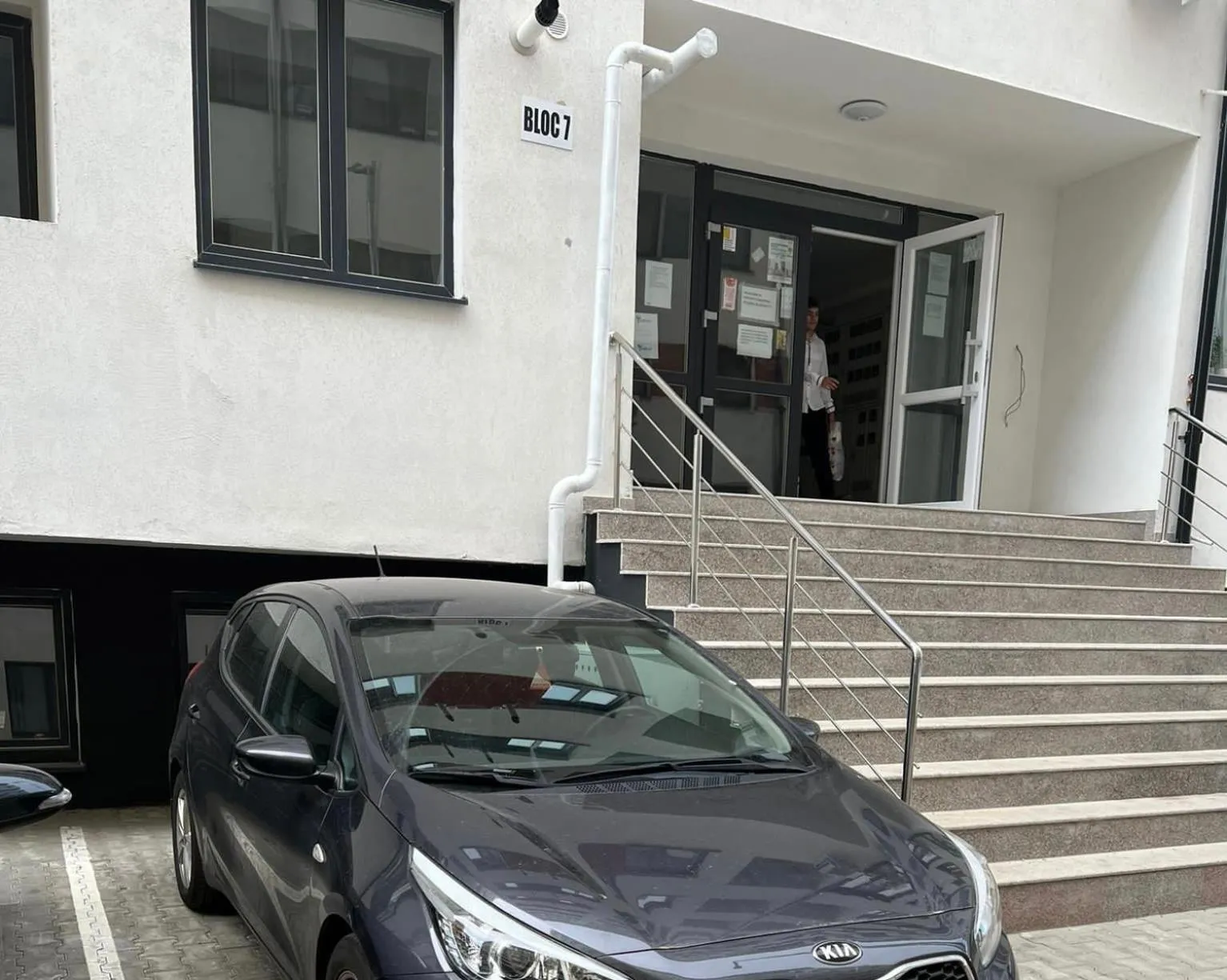 Property building in Avangarde Apartment