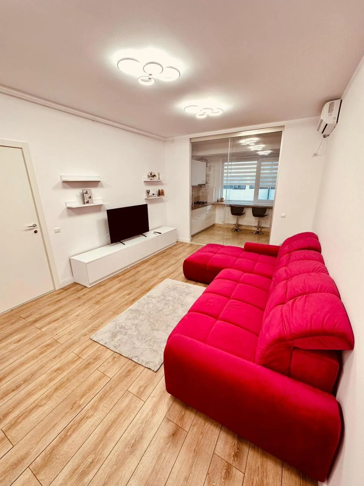 Photo of the whole room in Avangarde Apartment