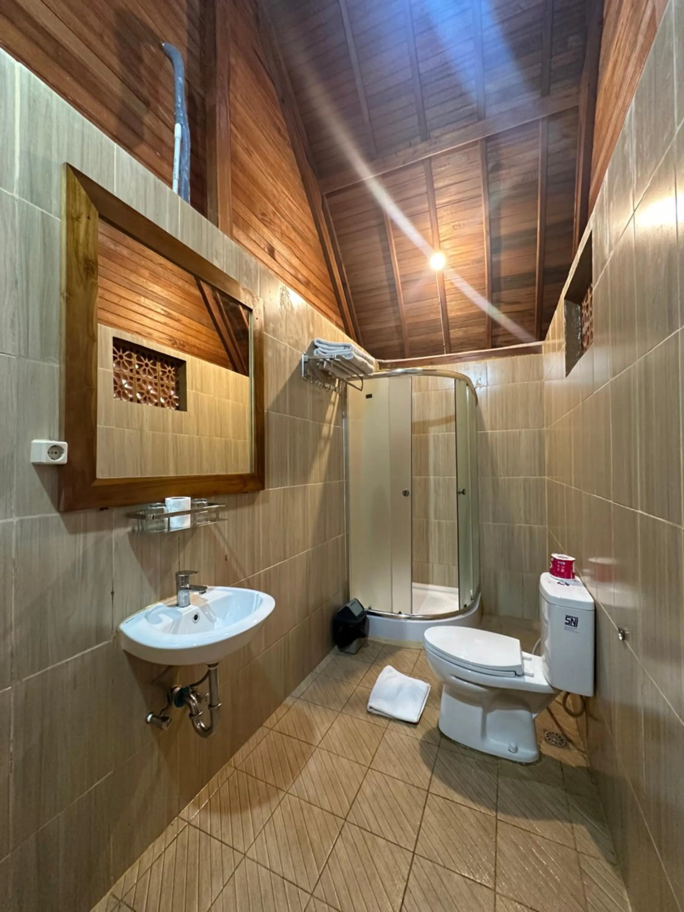 Shower in VILLA IPSA