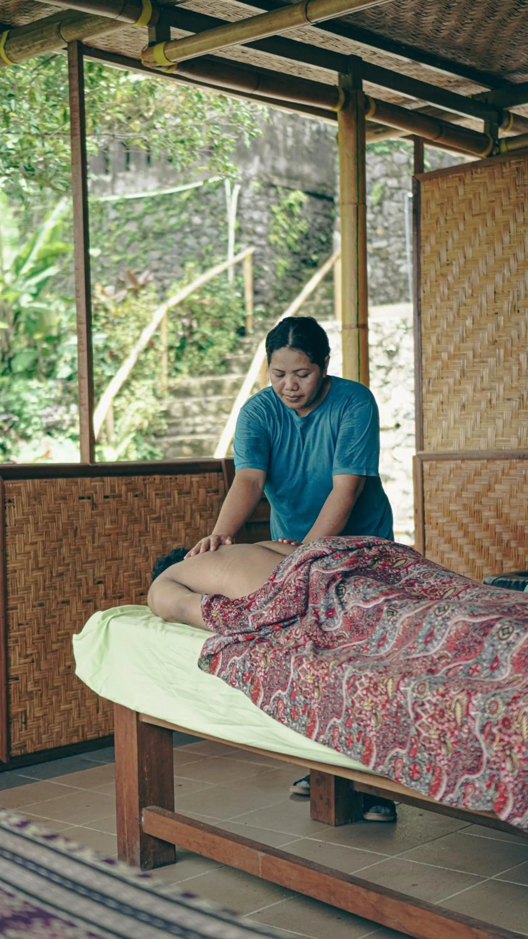 People, Bed in VILLA IPSA