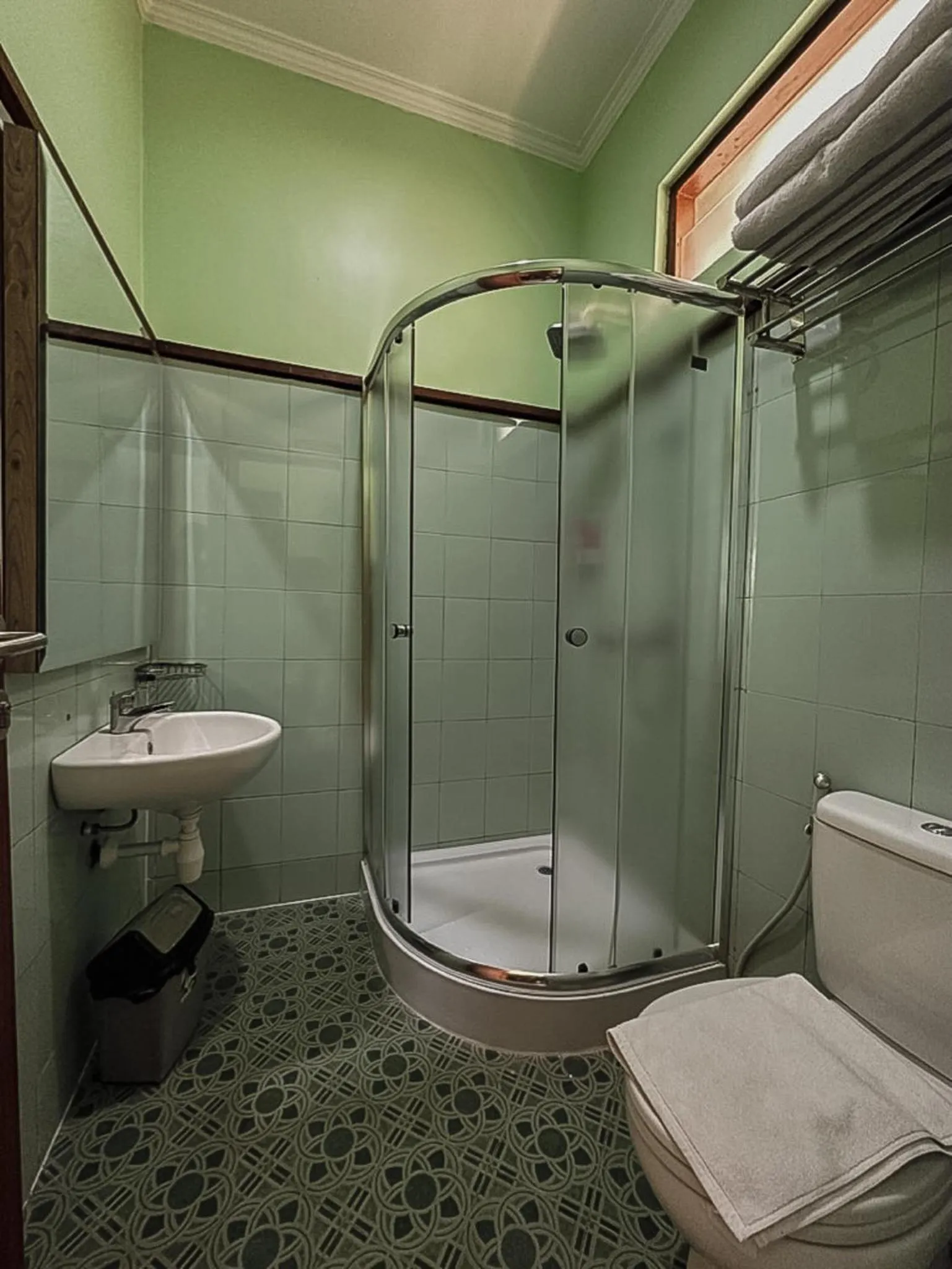 Shower in VILLA IPSA