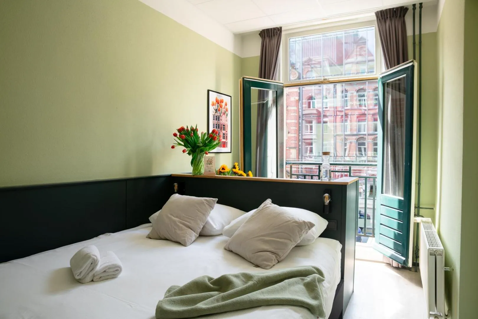 Bed in Hotel La Bohème