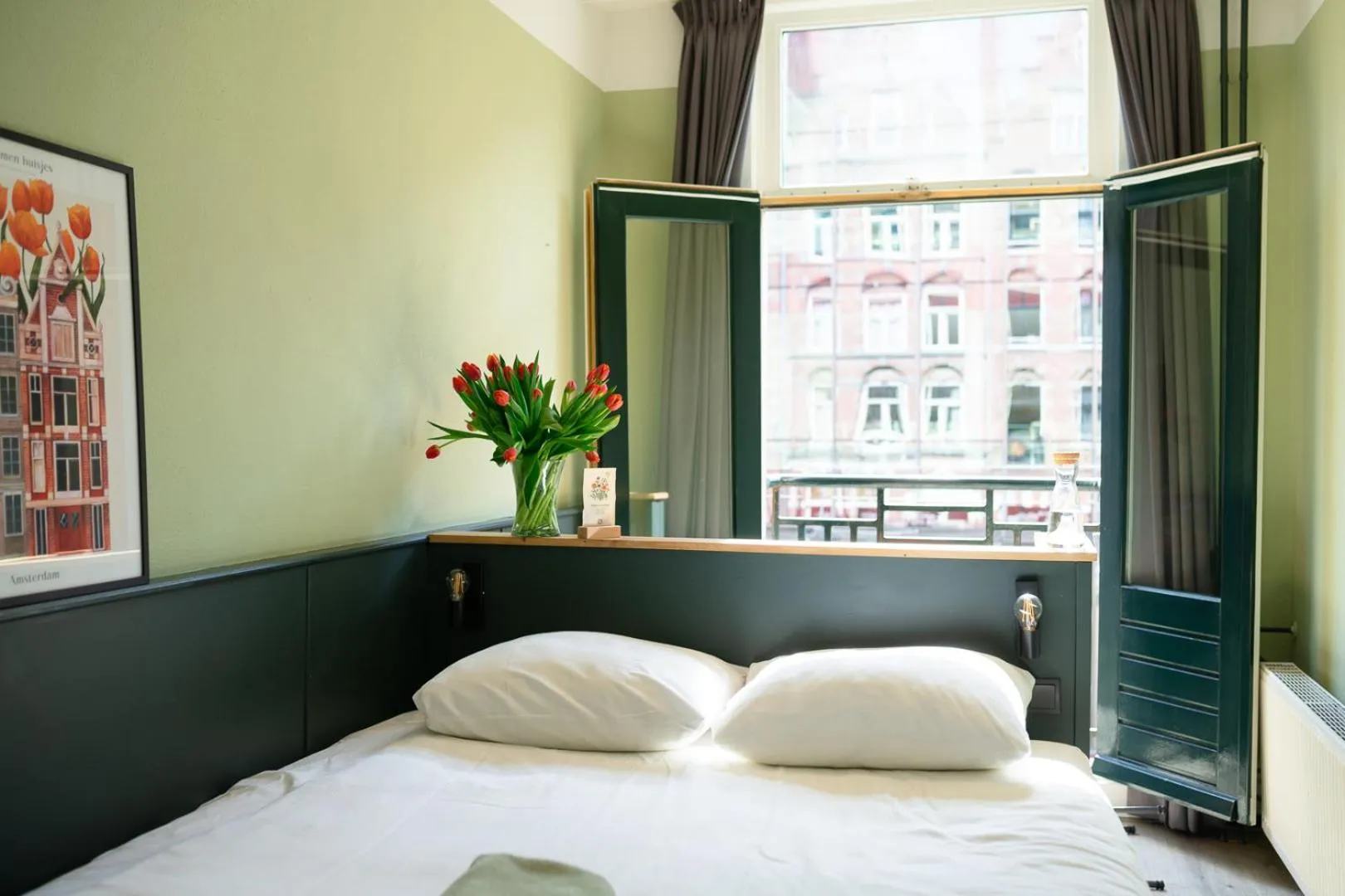 Bed in Hotel La Bohème