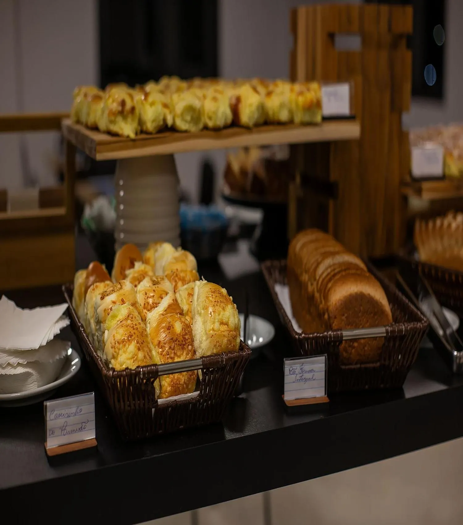 Buffet breakfast in Comfort Hotel Presidente Prudente