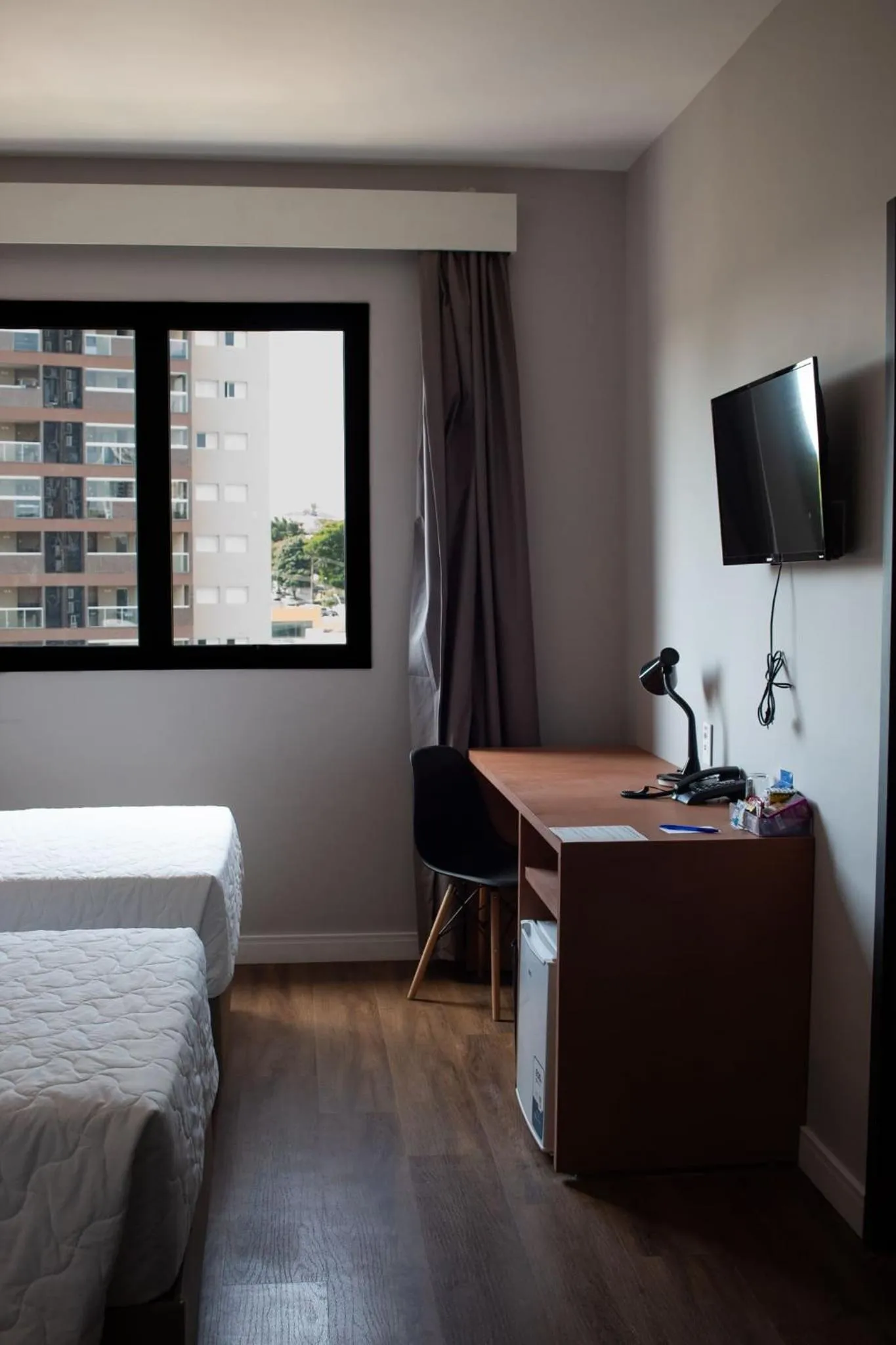 TV and multimedia, Bed in Comfort Hotel Presidente Prudente