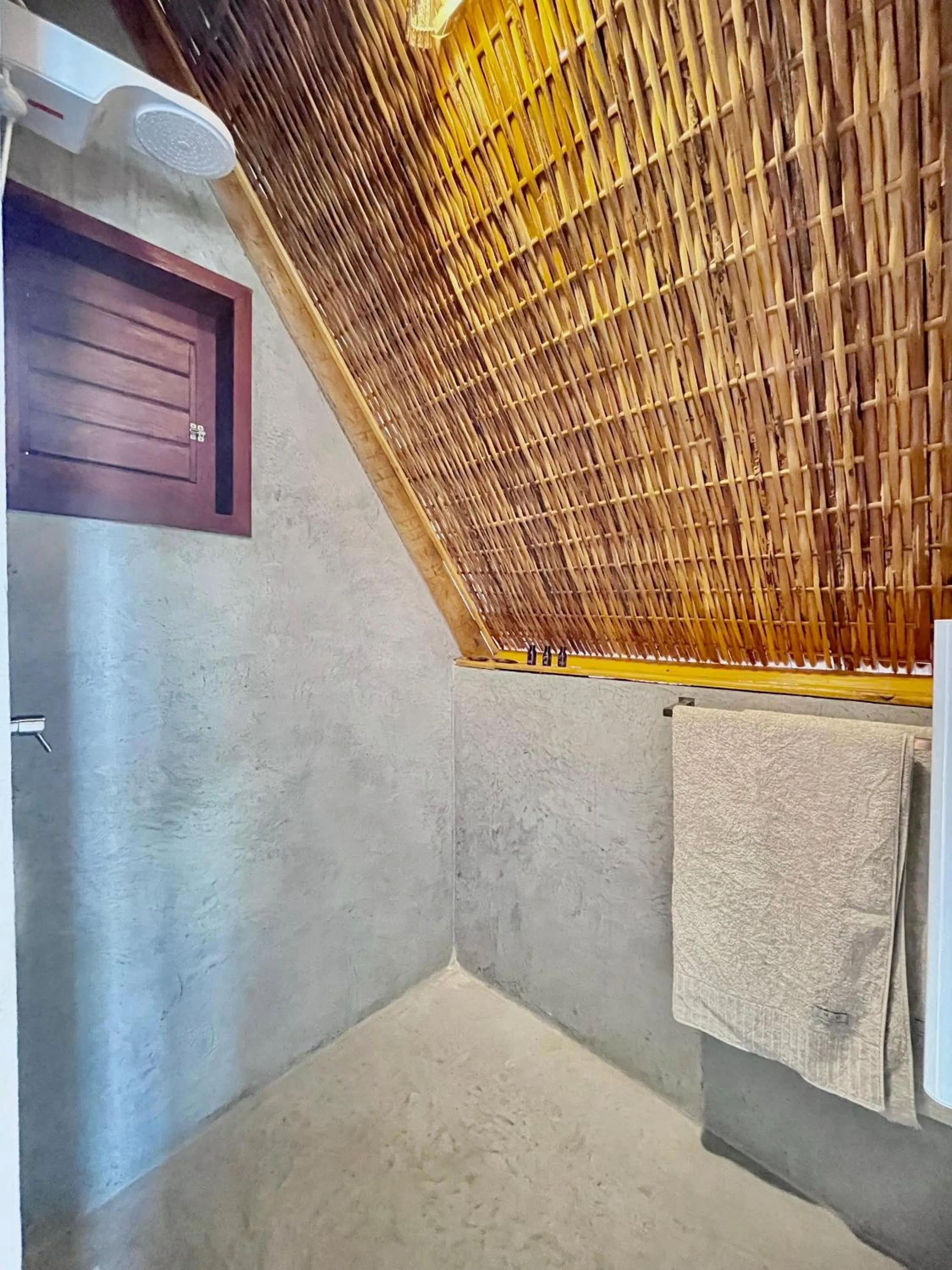 Bathroom, Bed in Pousada Villa di Luna