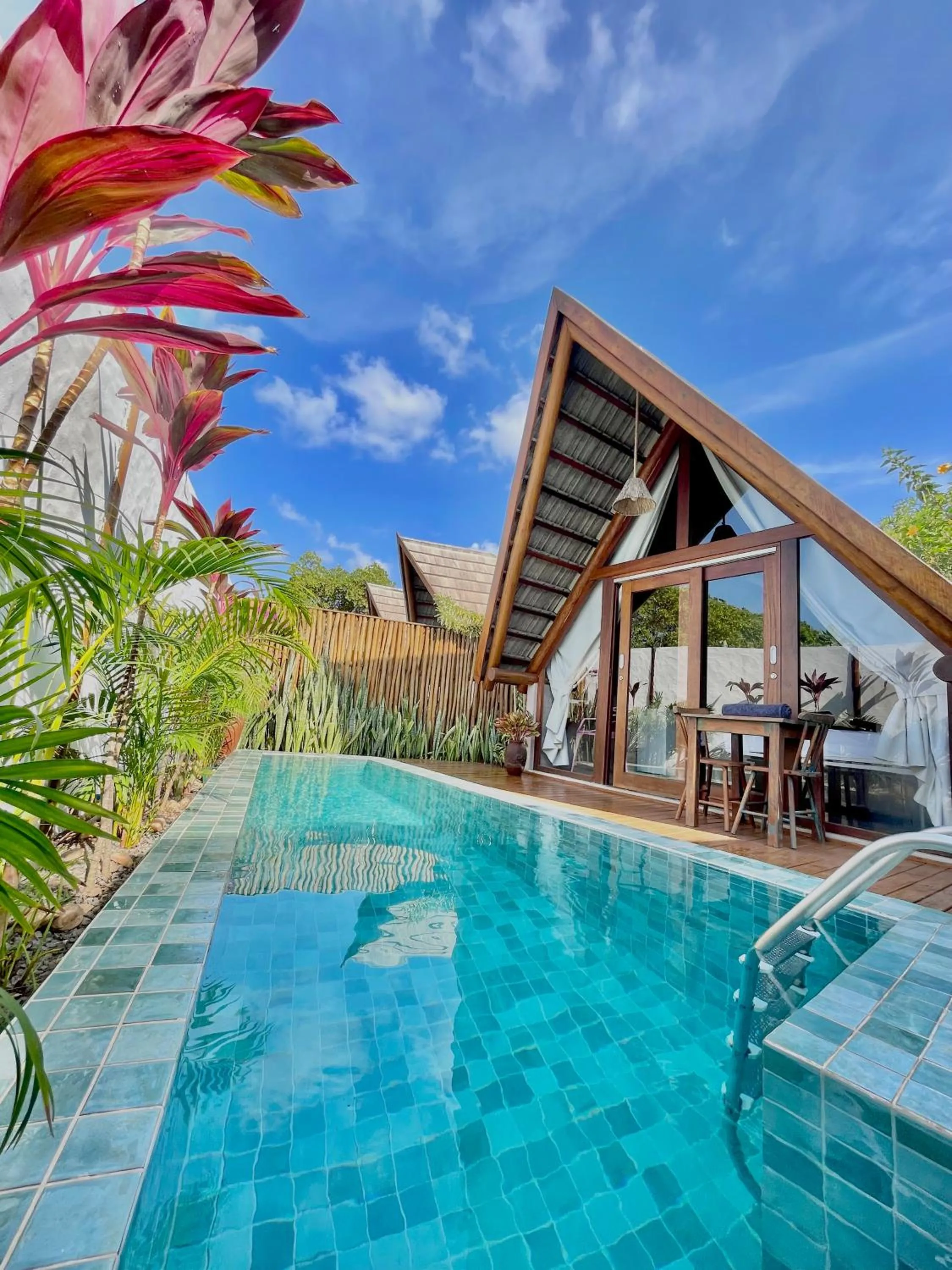 Swimming pool in Pousada Villa di Luna