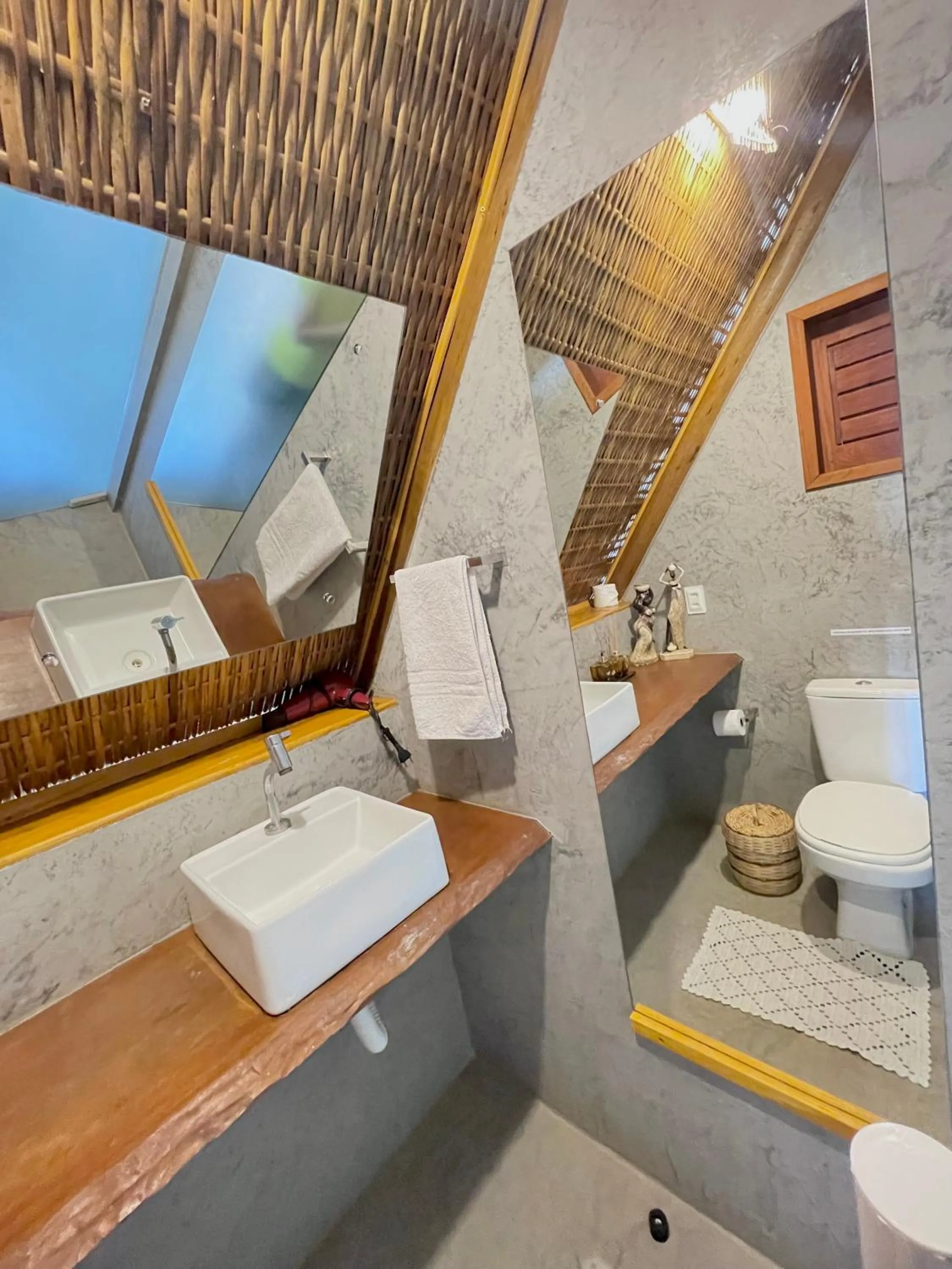 Bathroom in Pousada Villa di Luna