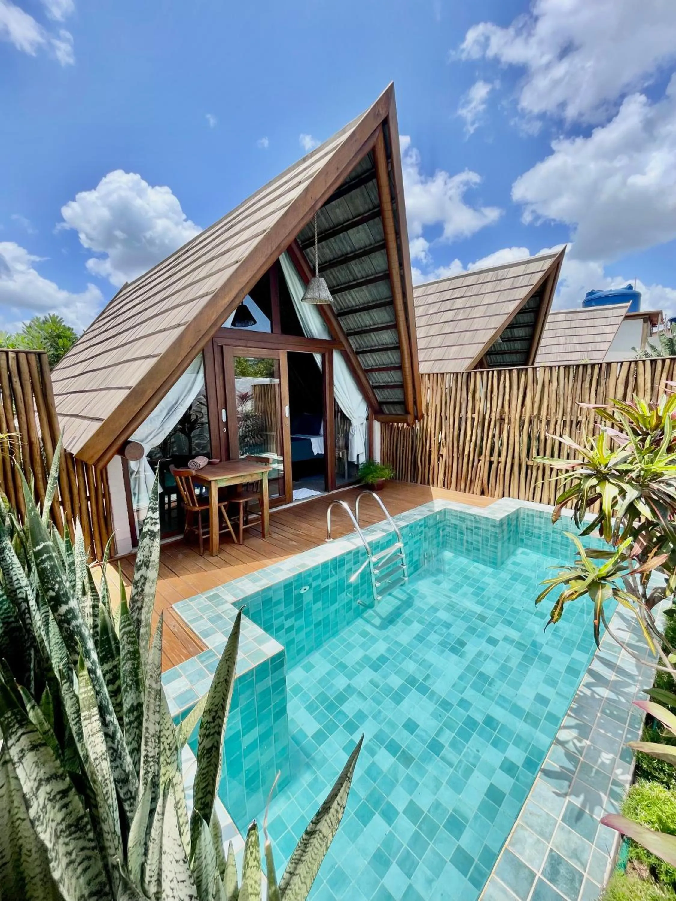 Pool view in Pousada Villa di Luna