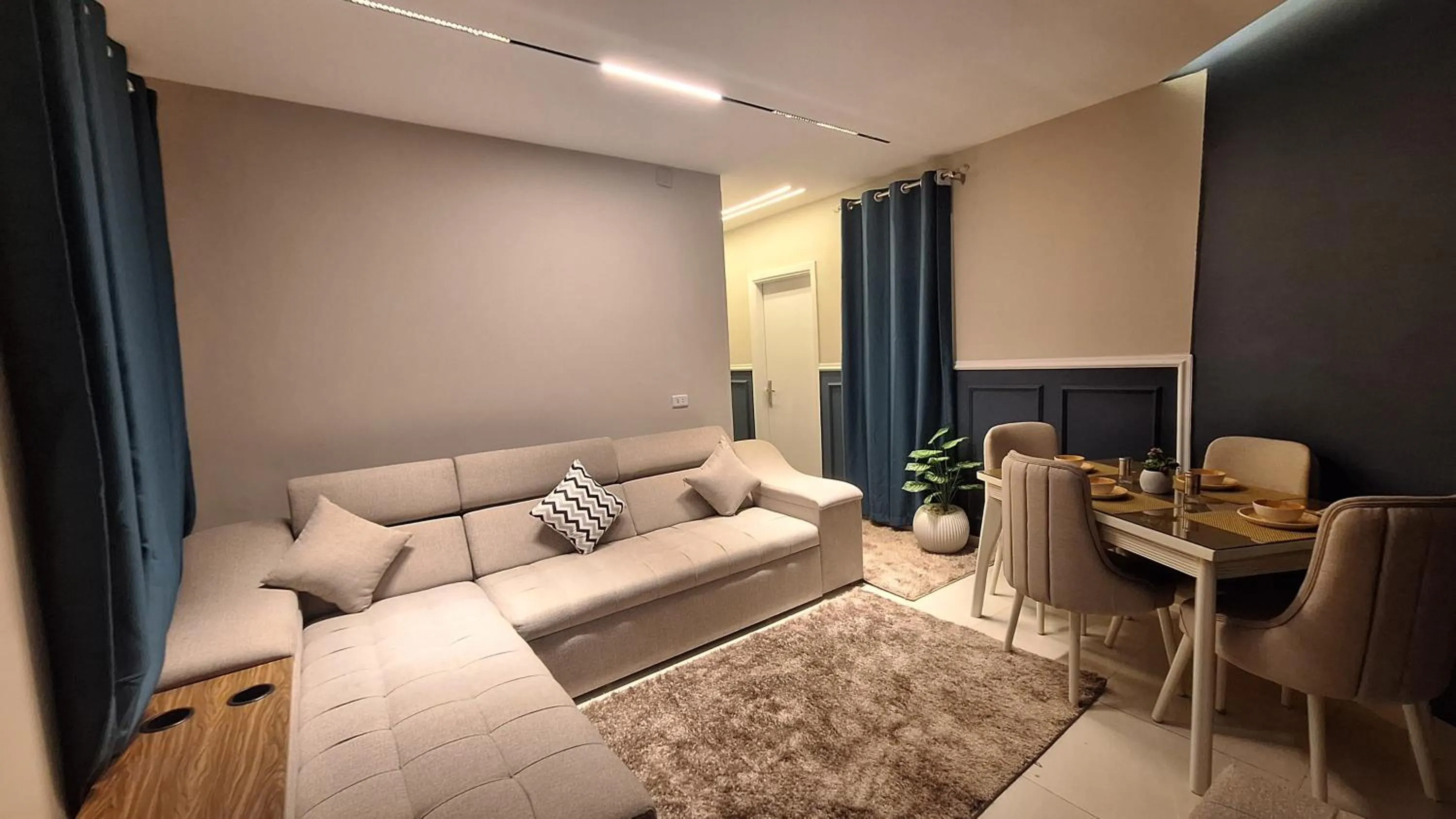 Living room in downtown Family Suites