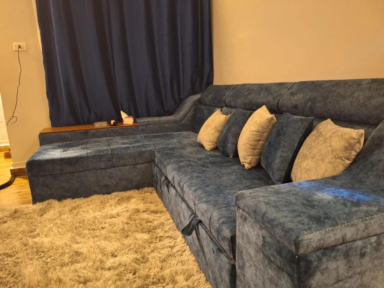 Living room in downtown Family Suites