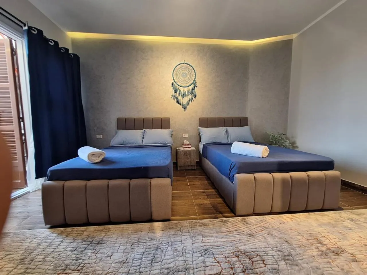 Bedroom, Bed in downtown Family Suites