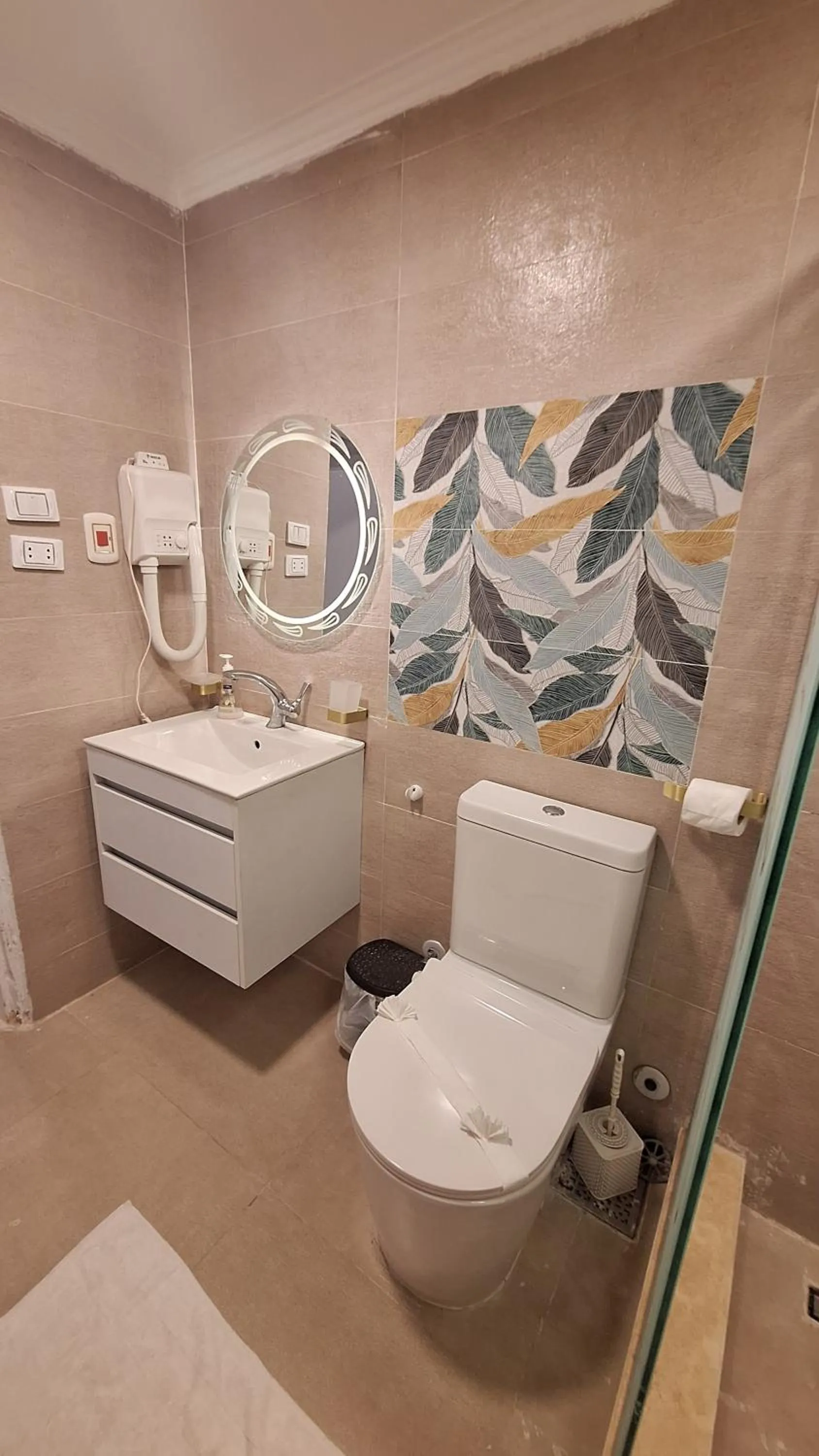 bidet in downtown Family Suites