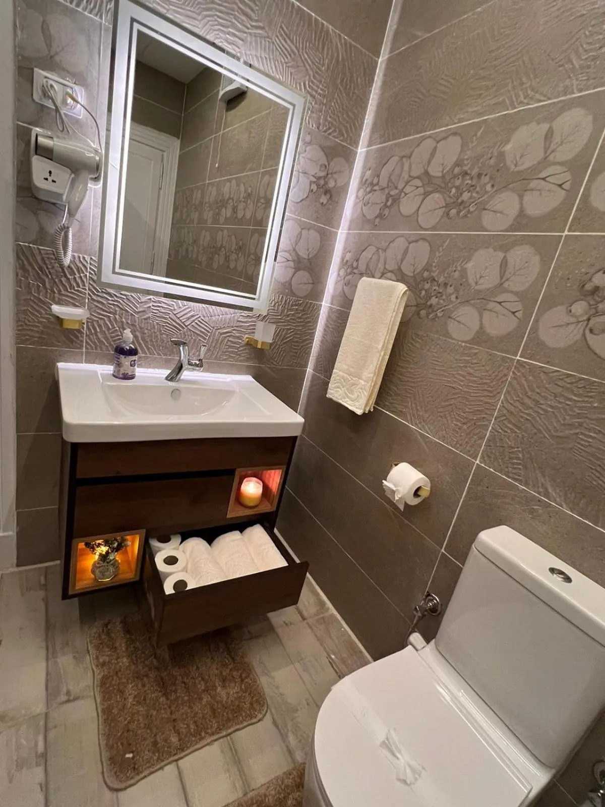 Bathroom in downtown Family Suites