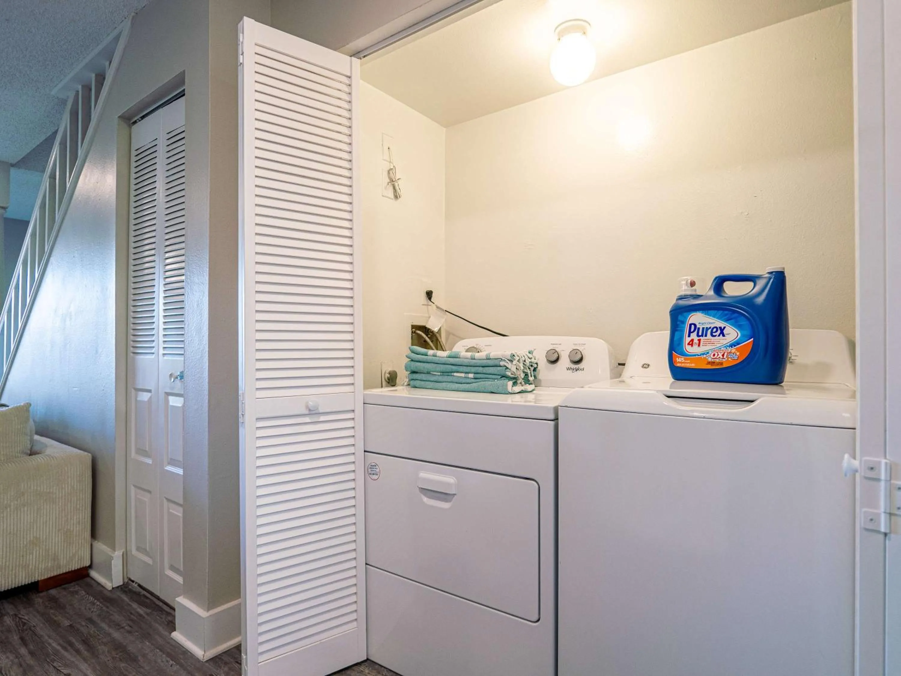 Serene Townhouse near Moffitt, Advent, & USF