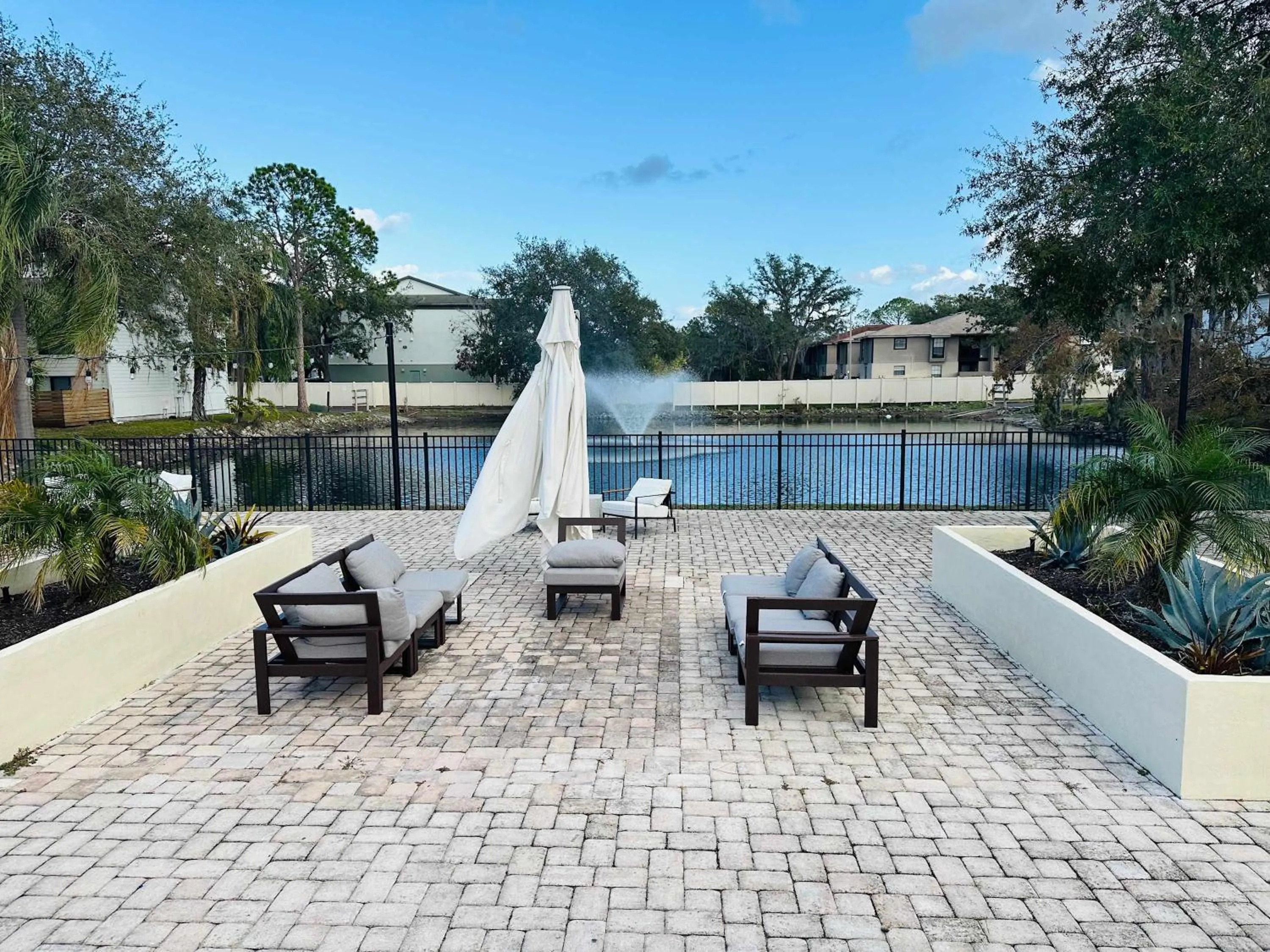 Serene Townhouse near Moffitt, Advent, & USF