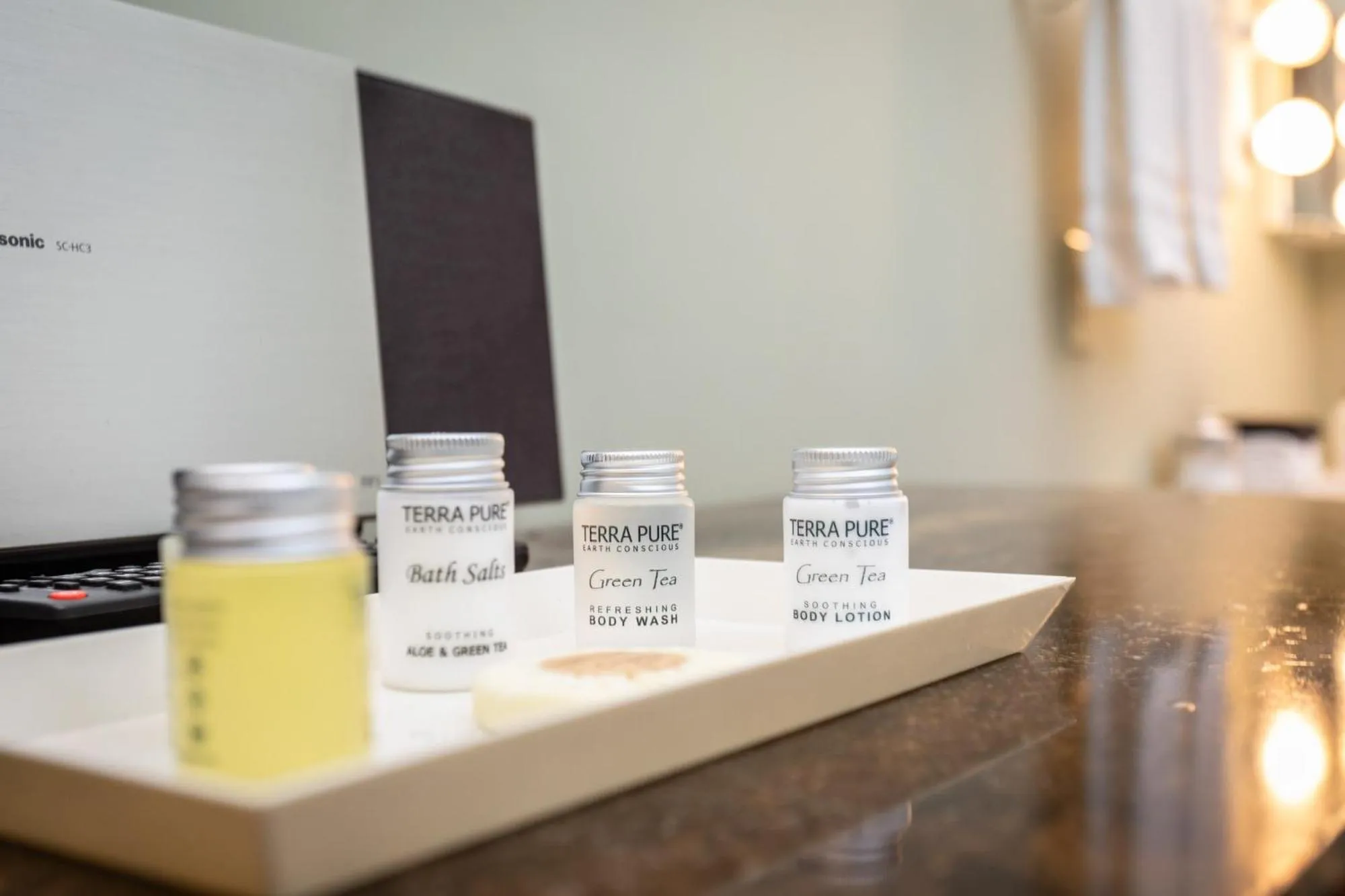 Bathroom in By the Side of the Road Inn & Cottages