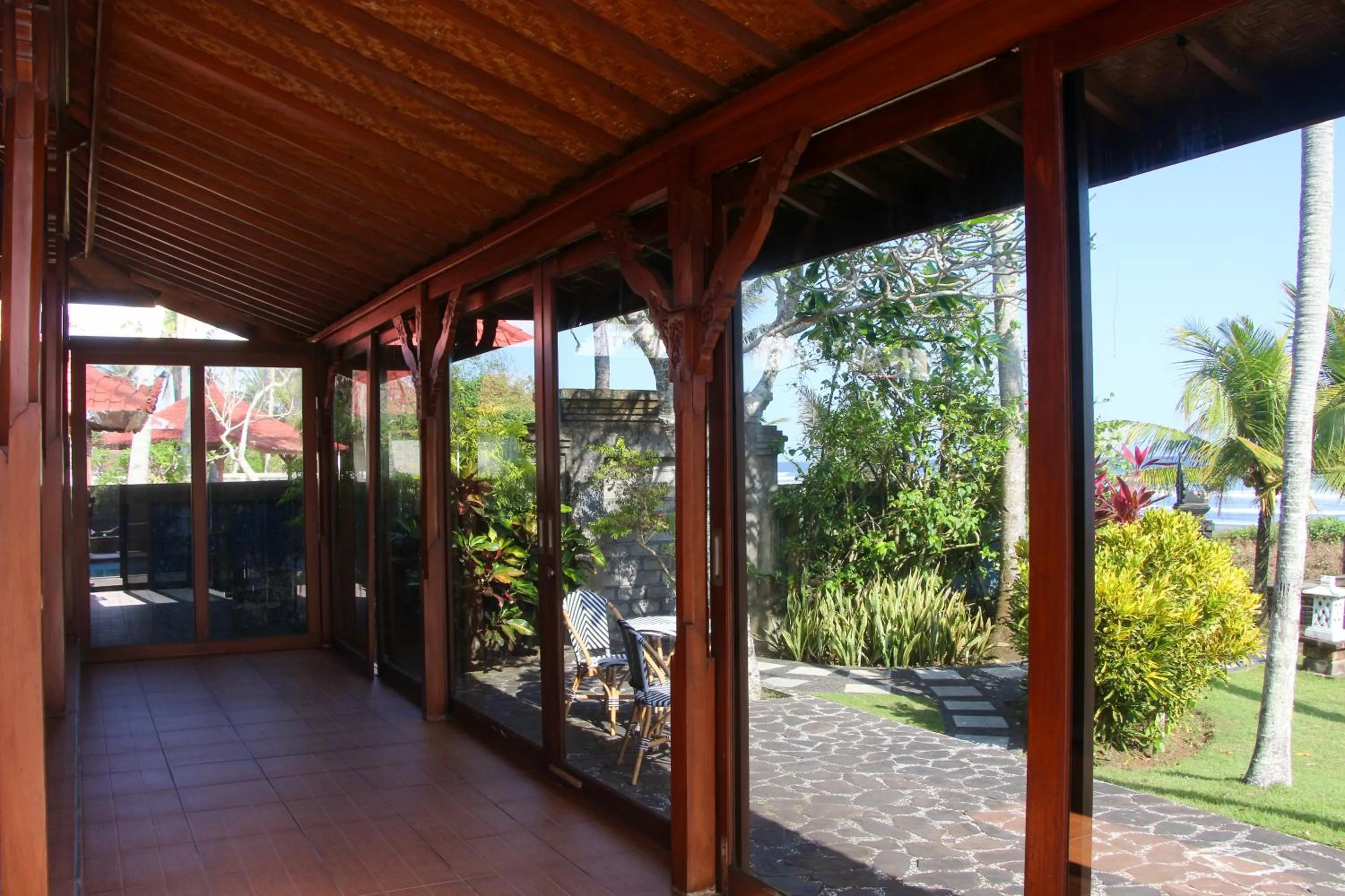 Inner courtyard view in Bali Hai Island Resort