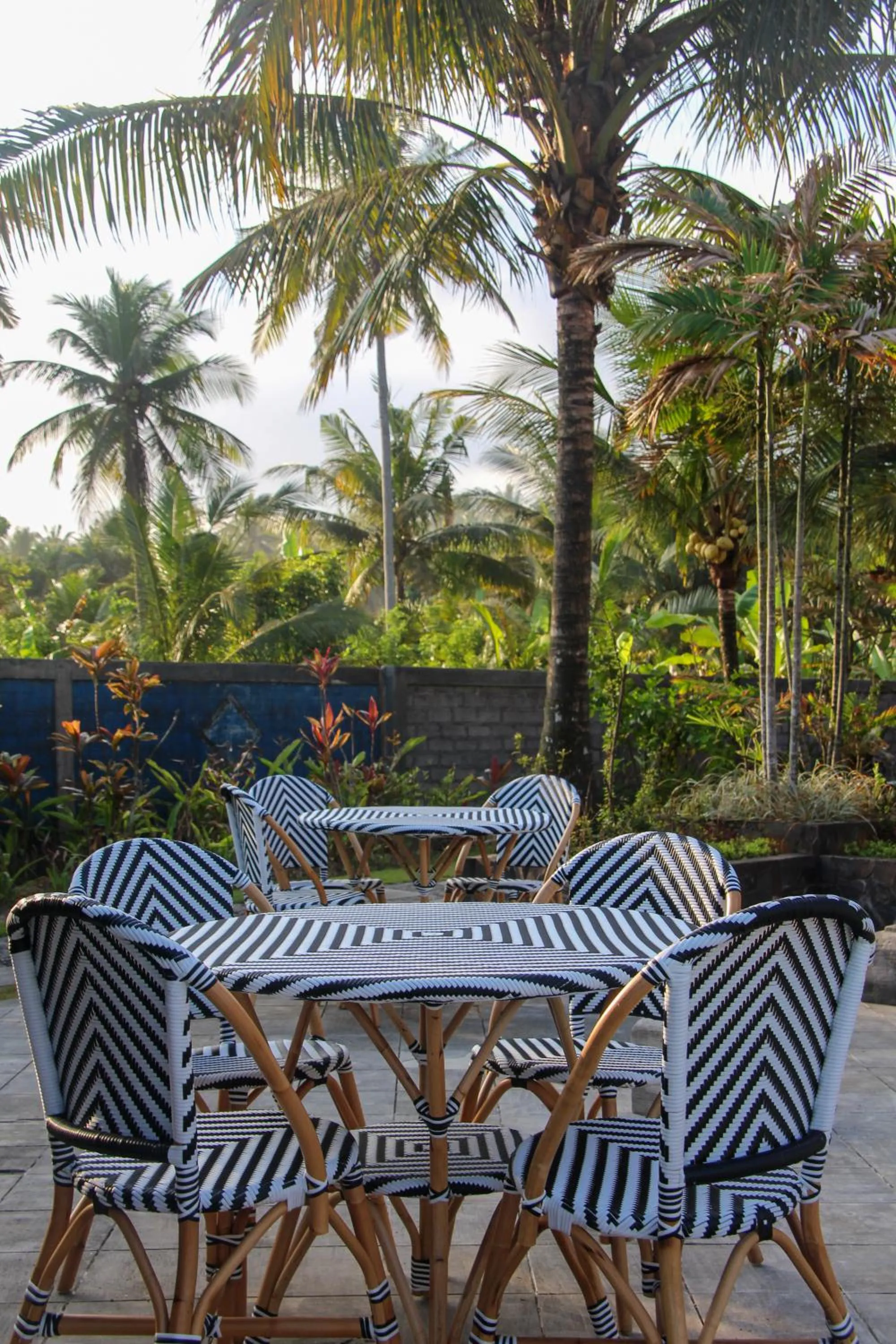 Restaurant/places to eat in Bali Hai Island Resort