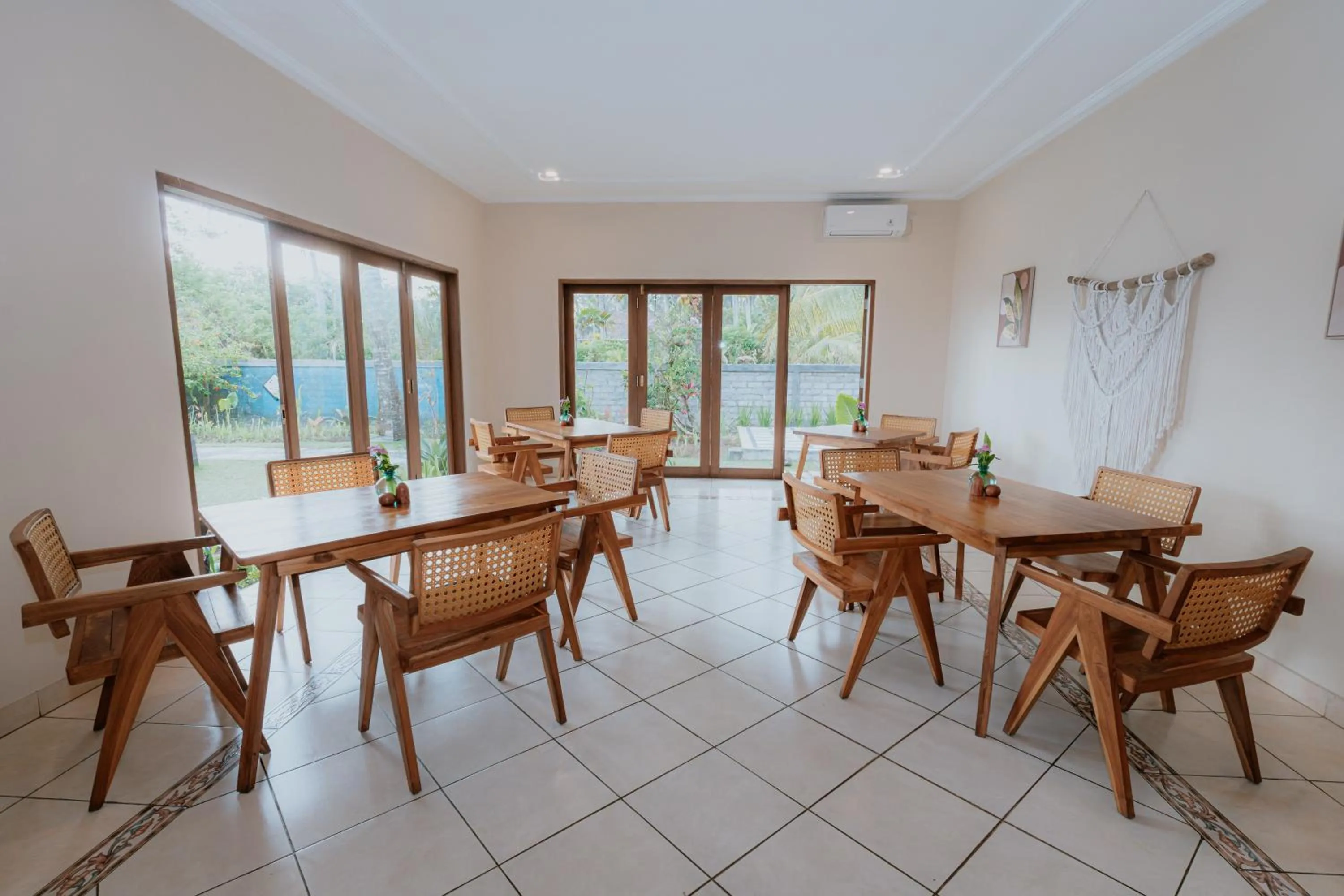 Game Room in Bali Hai Island Resort