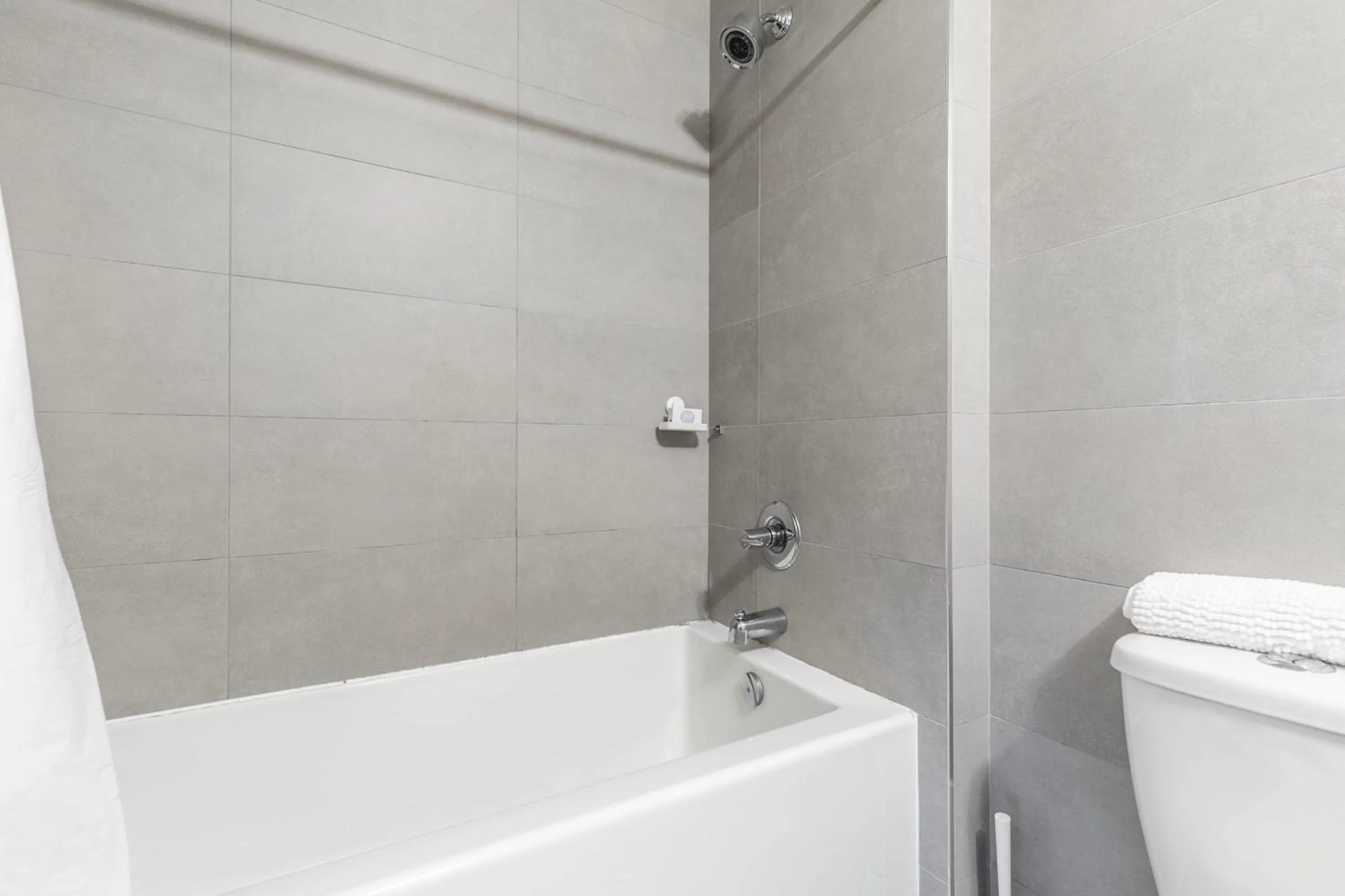 Shower in Luxury 1BR Condo - King Bed - Stunning City Views
