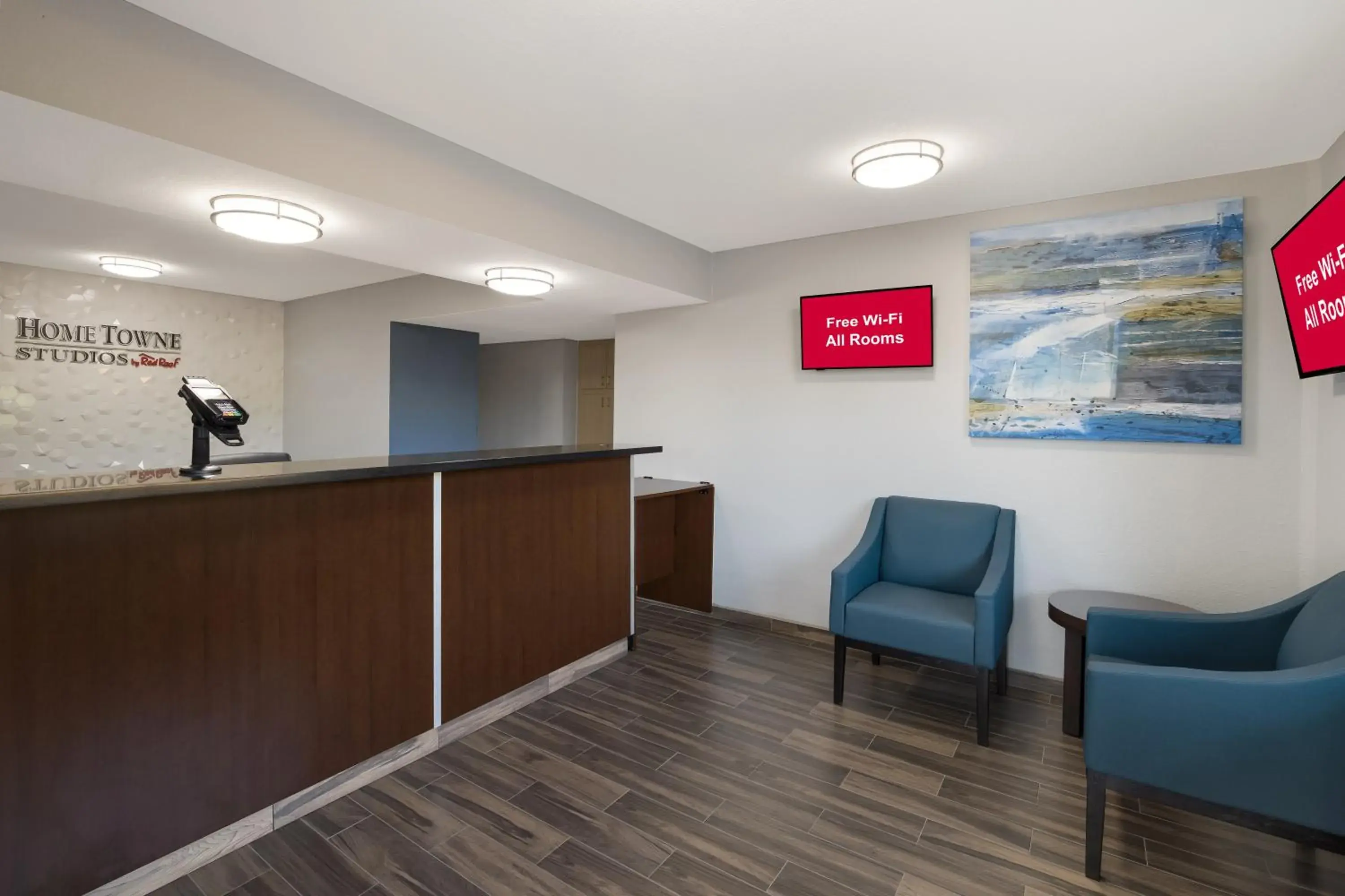 Lobby or reception in HomeTowne Studios by Red Roof Orange, TX Lobby or reception in HomeTowne Studios by Red Roof Orange, TX