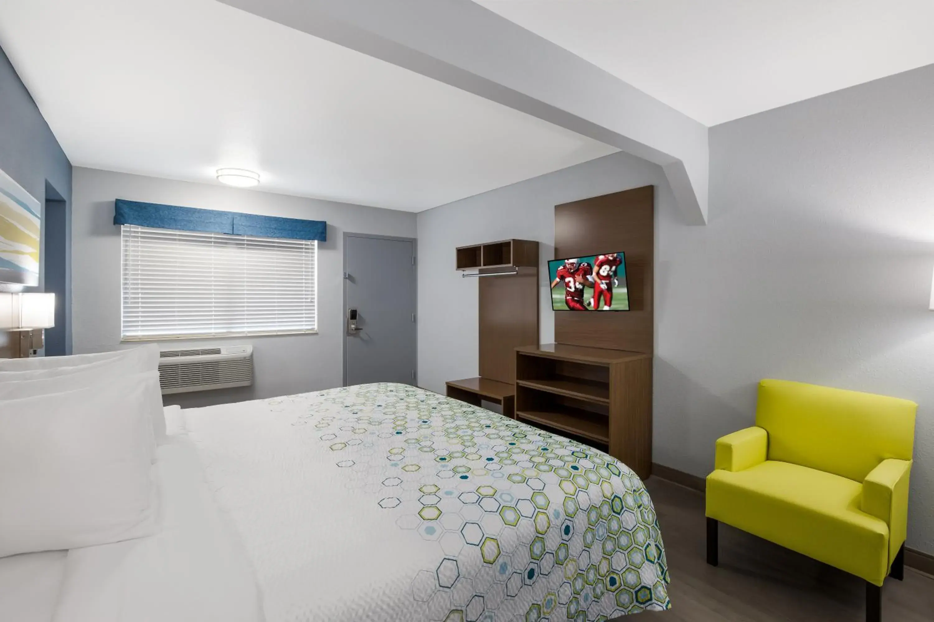 Bedroom, Bed in HomeTowne Studios by Red Roof Orange, TX Bedroom, Bed in HomeTowne Studios by Red Roof Orange, TX