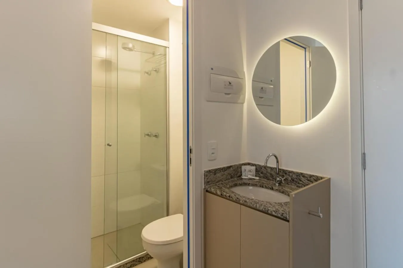 Shower in 360 Ascent Paulista