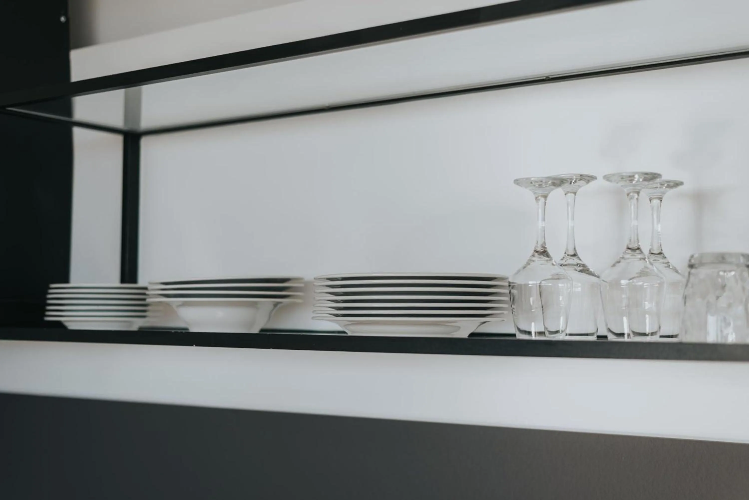 Earth Boutique Apartments next to Stavros Niarchos