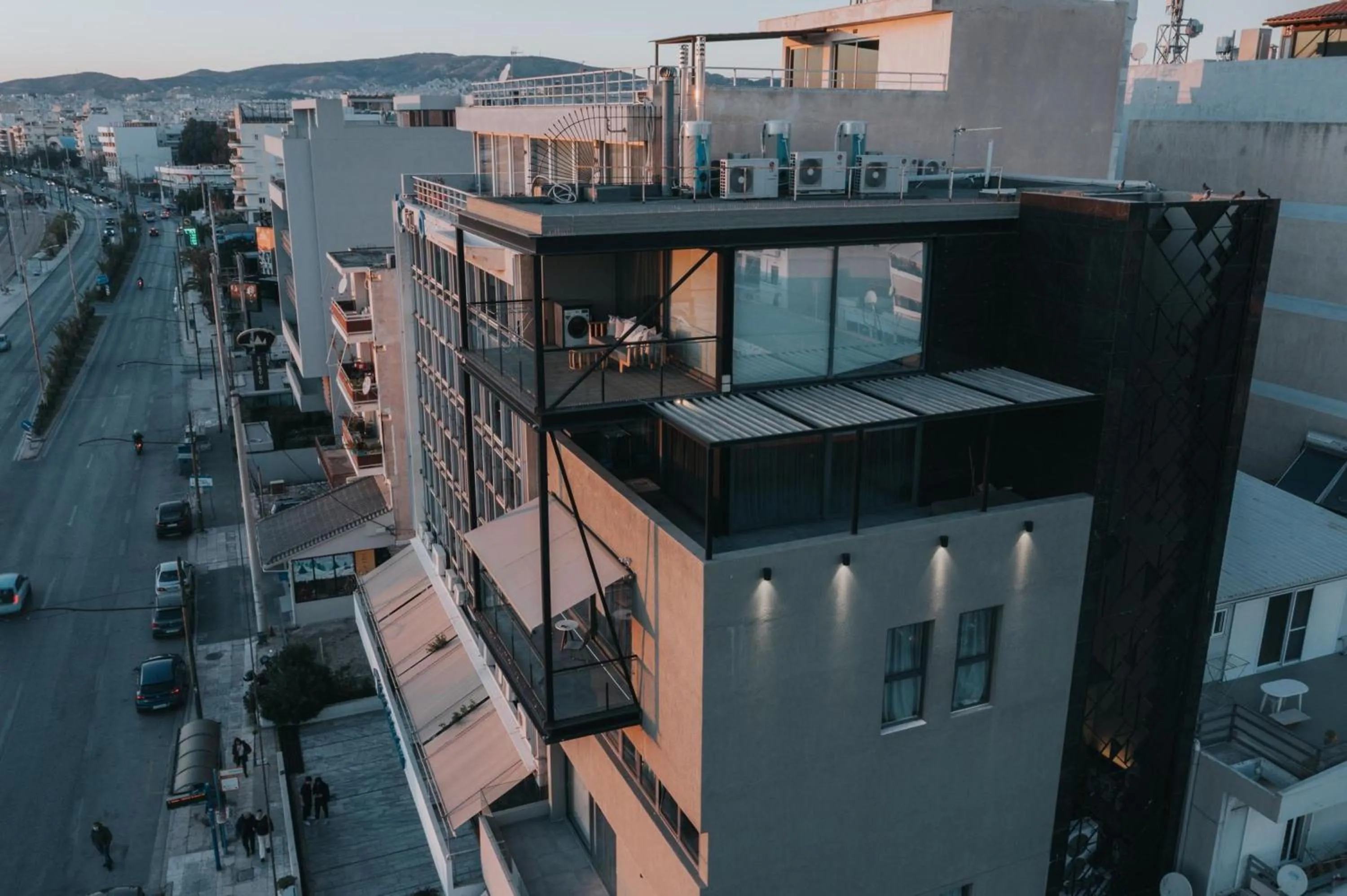 Earth Boutique Apartments next to Stavros Niarchos