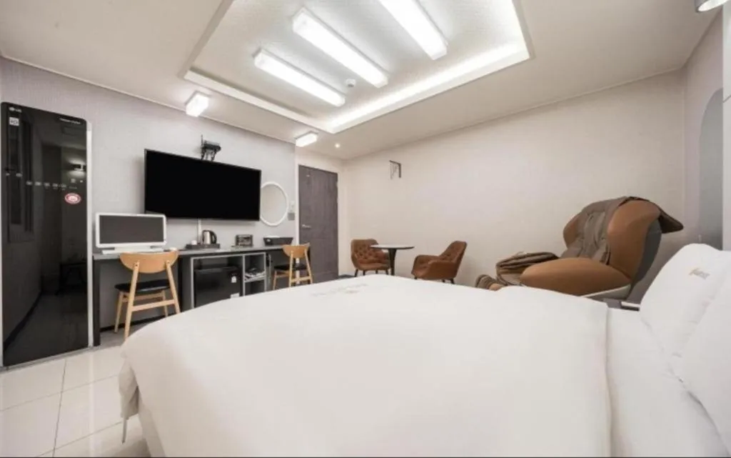 Ballantine Business Hotel