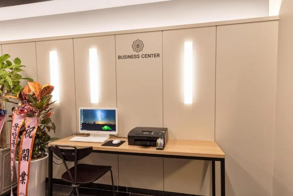 Ballantine Business Hotel